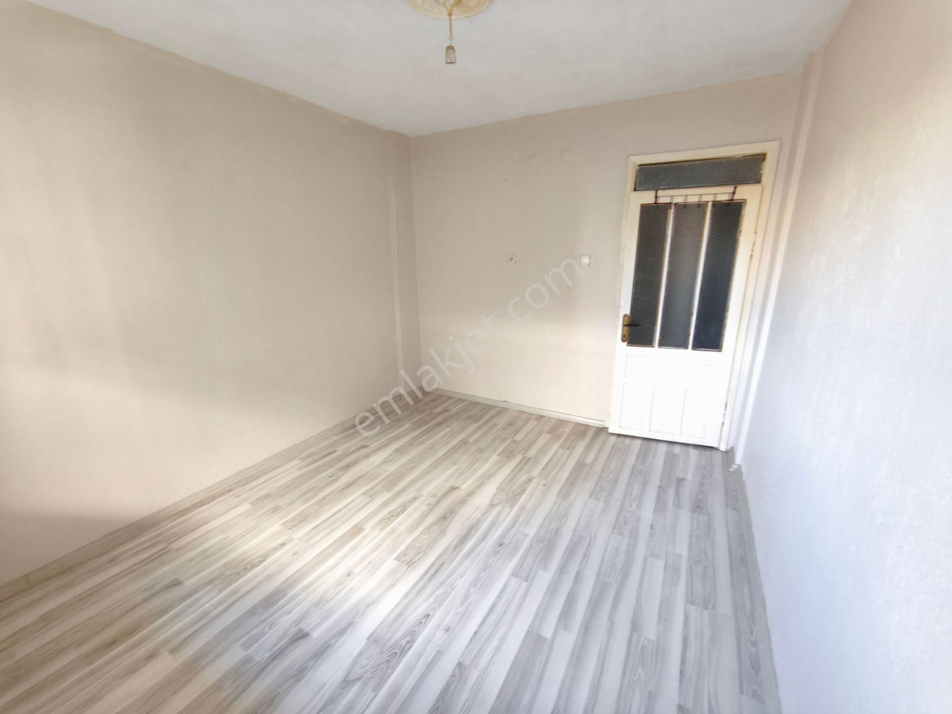 Özevim Emlaktan Irmak Mahallesi Kombili Kiralık 2+1 Daire - Görsel 27