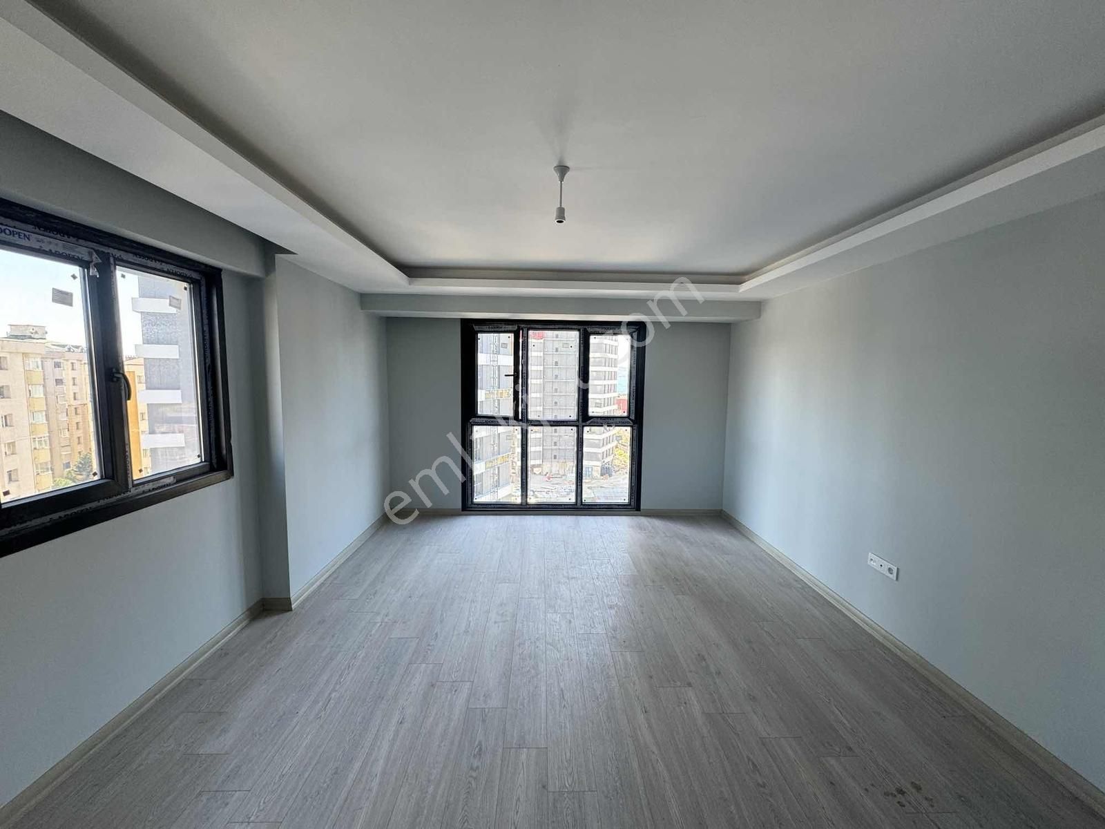 Kordonboyu'nda Deniz Manzaralı 2+1 Prestijli Satılık Daire - Görsel 21