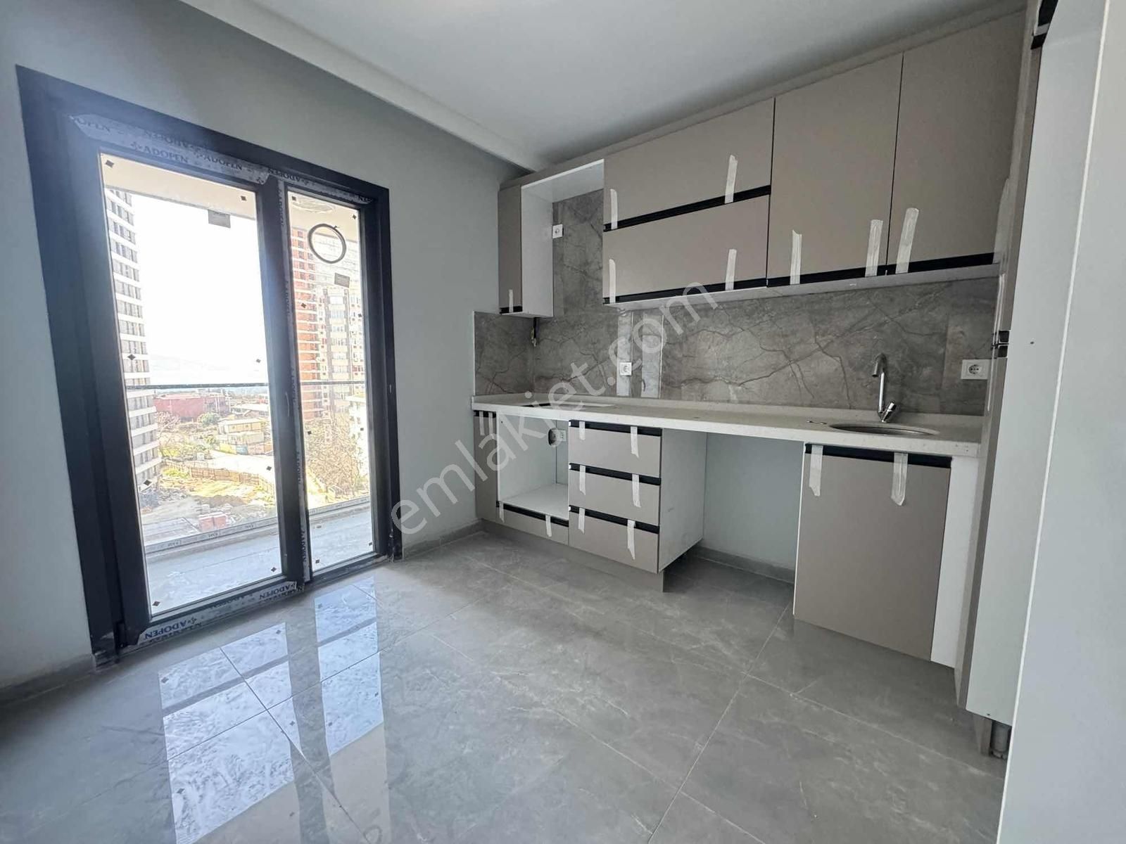 Kordonboyu'nda Deniz Manzaralı 2+1 Prestijli Satılık Daire - Görsel 25