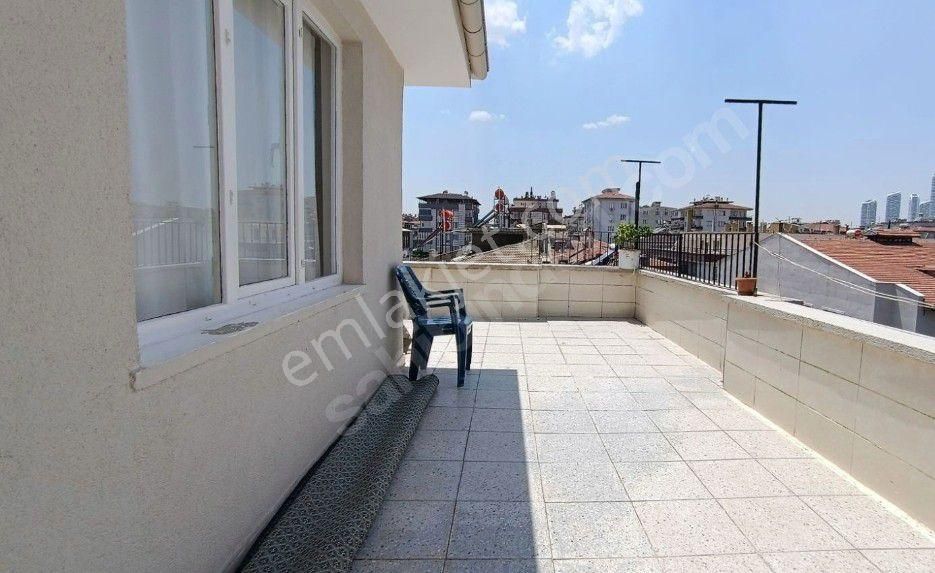 Binevler Mahlesinde Konumu Güzel Ana Caddeye Yakın 3+1 Temiz Bakımlı Daire - Görsel 20