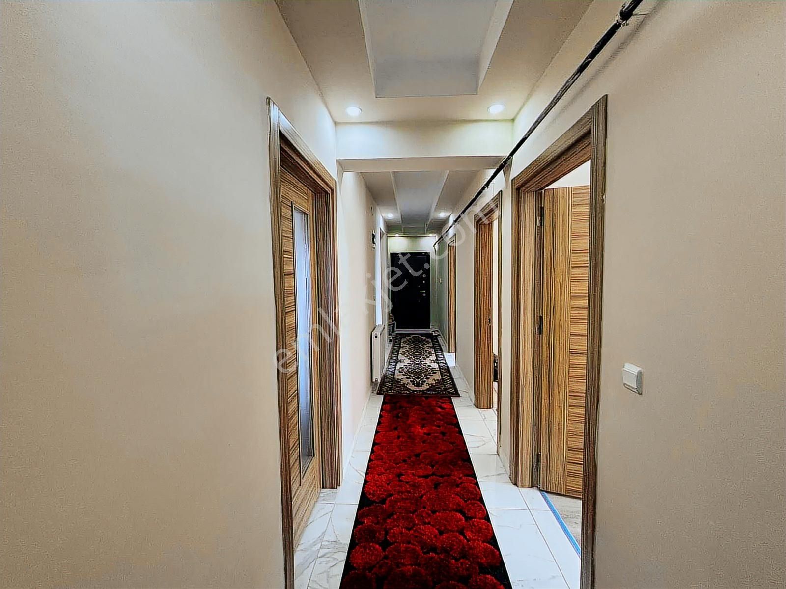 Fa Özbir'den Merkezi Konumda Kapalıotoparklı Site İçi 3+1daire - Görsel 4