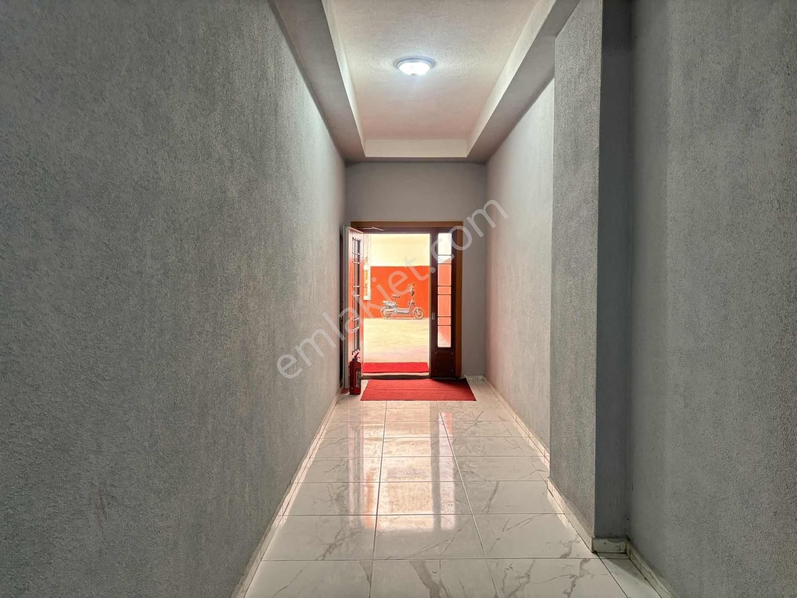 Fa Özbir'den Merkezi Konumda Kapalıotoparklı Site İçi 3+1daire - Görsel 5