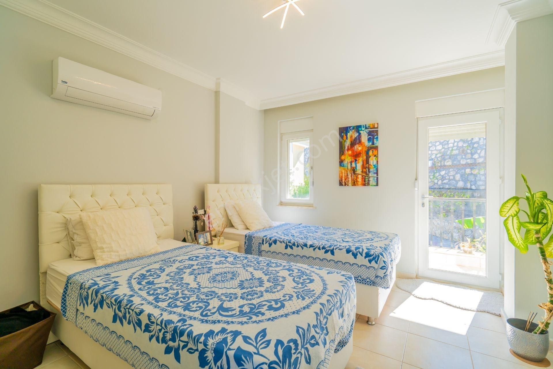 Alanya Kargıcak Panoramik Manzaralı Muhteşem 3+1 Mobilyalı Villa - Görsel 24