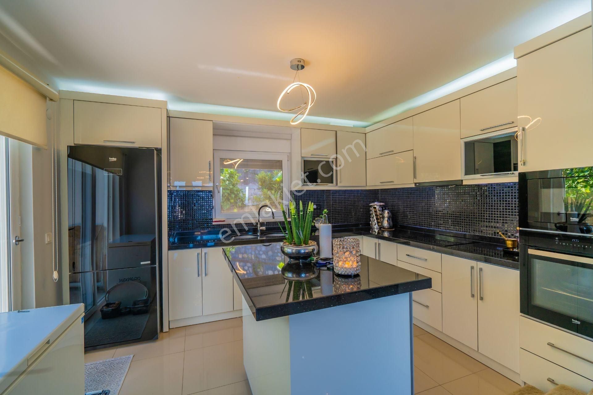 Alanya Kargıcak Panoramik Manzaralı Muhteşem 3+1 Mobilyalı Villa - Görsel 18