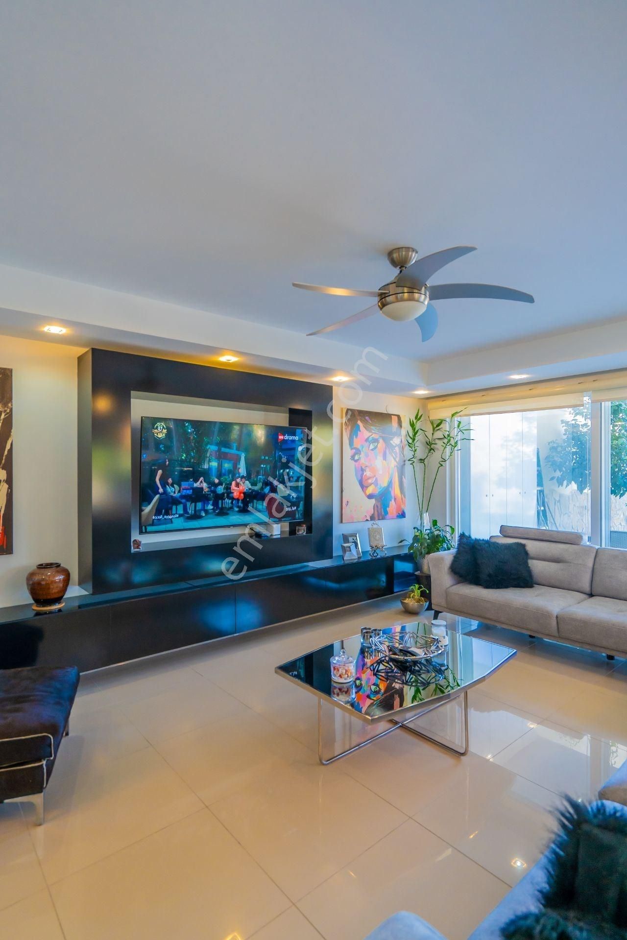 Alanya Kargıcak Panoramik Manzaralı Muhteşem 3+1 Mobilyalı Villa - Görsel 6