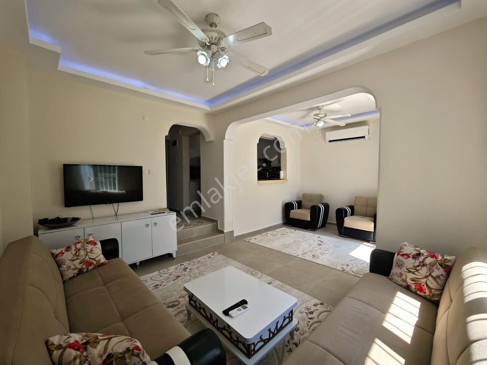 Kuşadası Kadınlar Denizi Satılık 3+1 Bakımlı Dublex Villa - Görsel 13