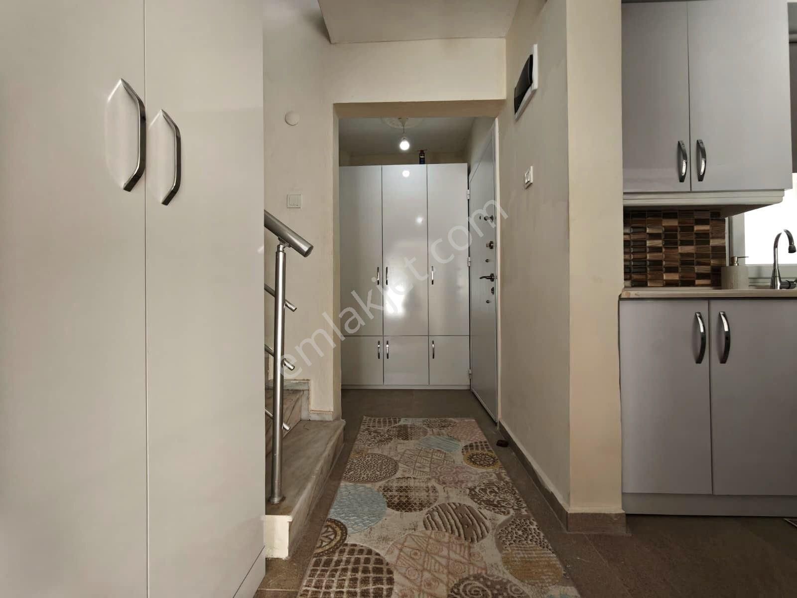 Kuşadası Kadınlar Denizi Satılık 3+1 Bakımlı Dublex Villa - Görsel 14