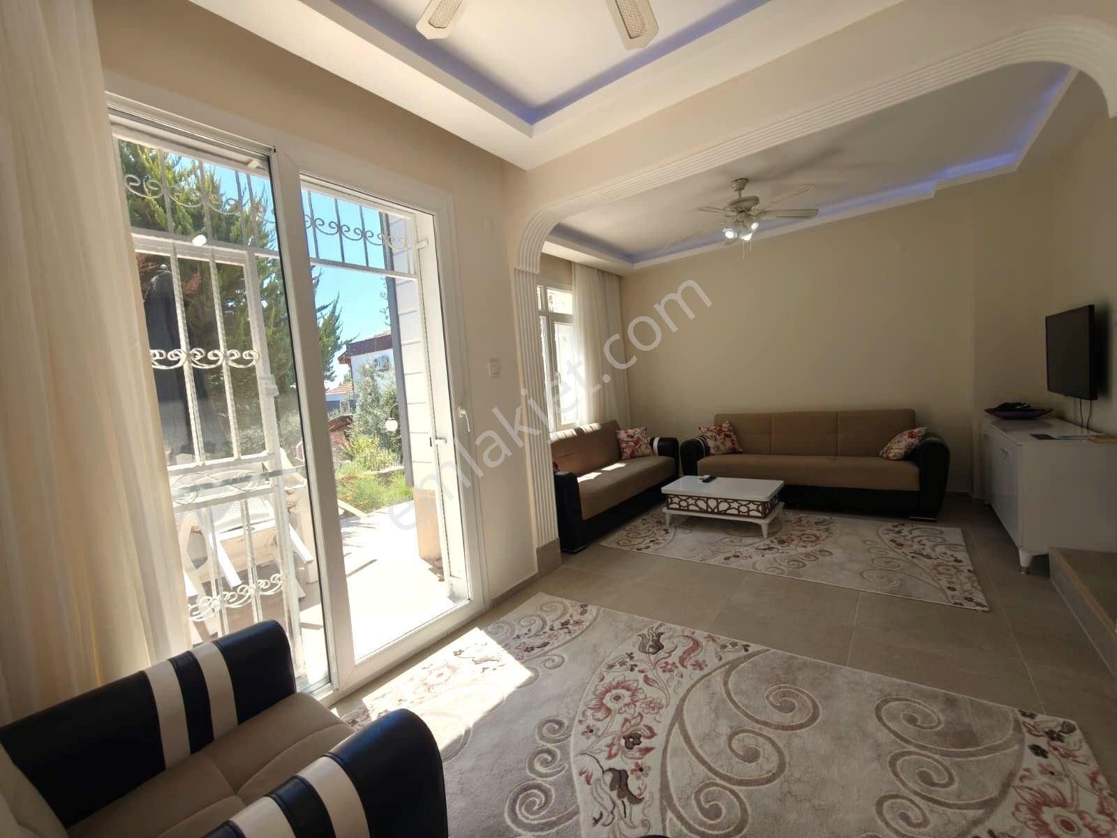 Kuşadası Kadınlar Denizi Satılık 3+1 Bakımlı Dublex Villa - Görsel 19