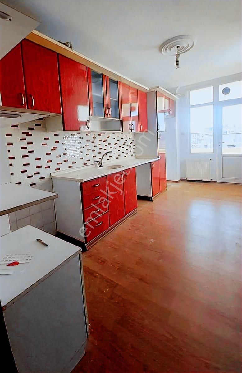 Mavi Bulvar Toros Satılık 3+1 Doğalgazlı Daire-sağlam