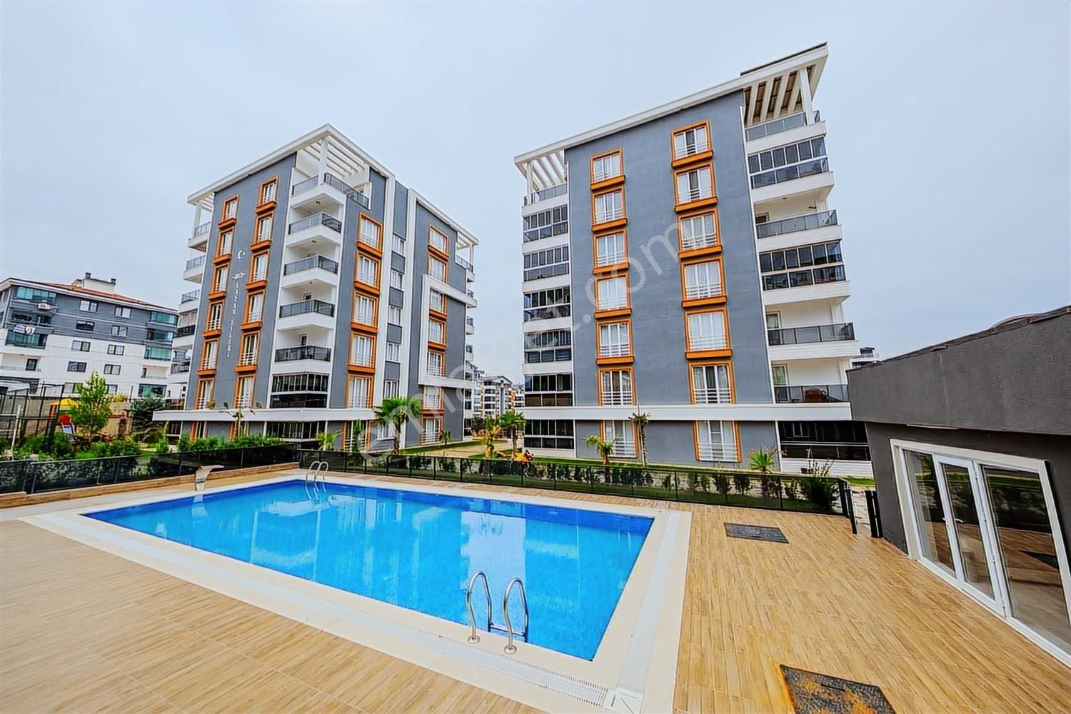 Havuzlu Butik Sitede Mimari Dokunuşlu Yerden Isıtmalı Balkon - Görsel 33