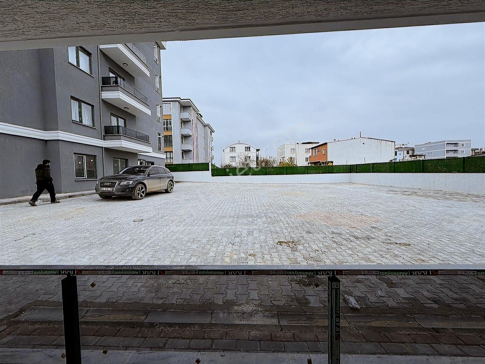 Yolçatıda Site İçi Kiralık Daire Geniş Balkonlu Önü Açık - Görsel 10