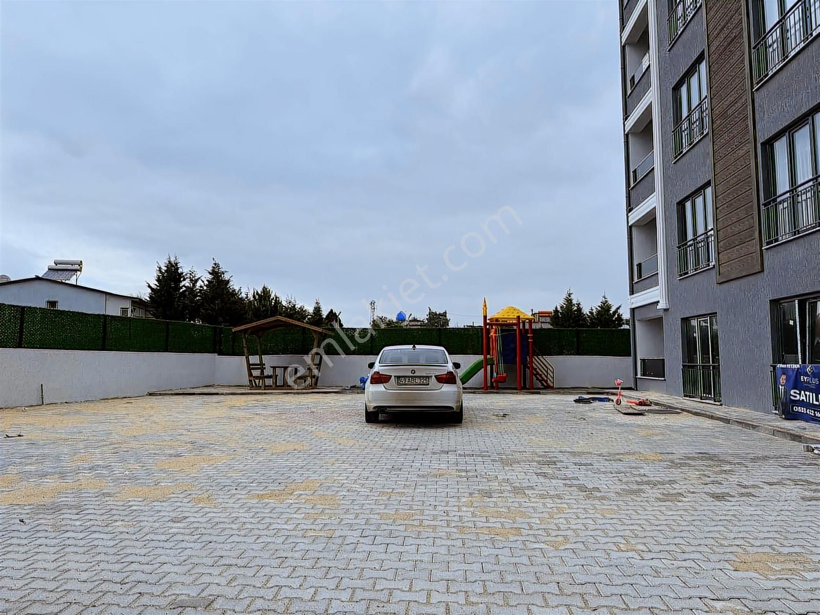 Yolçatıda Site İçi Kiralık Daire Geniş Balkonlu Önü Açık - Görsel 23
