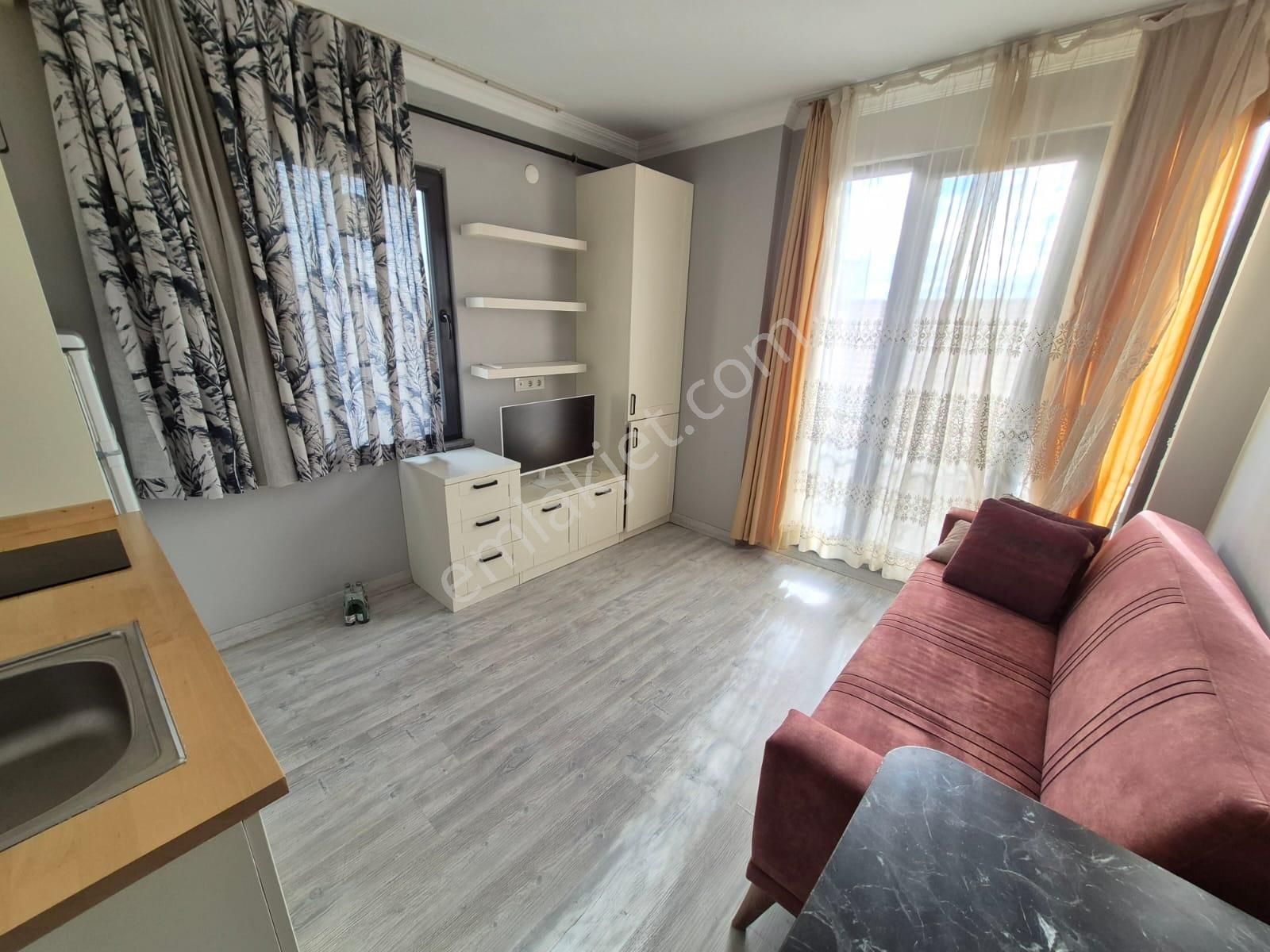 Delux'den Cumhuriyet Mah.'de Lux Eşyalı 1+1 Satılık Daire