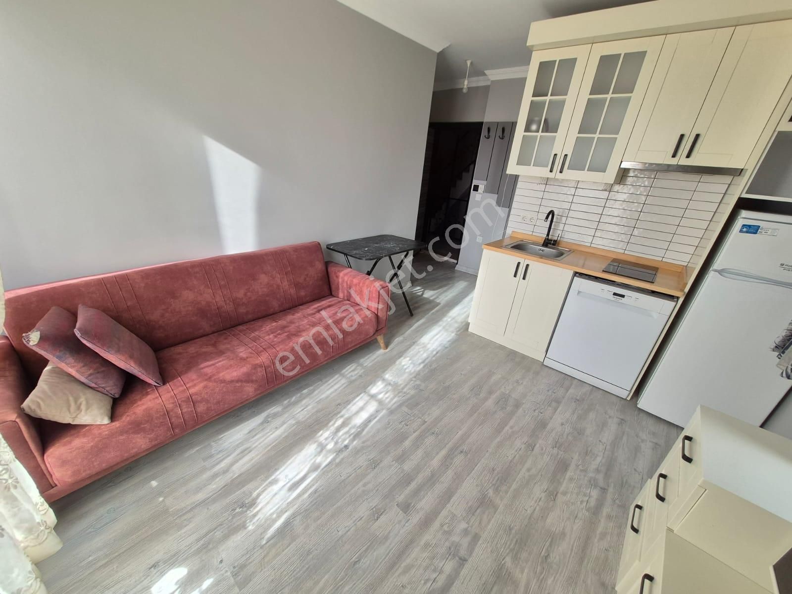 Delux'den Cumhuriyet Mah.'de Lux Eşyalı 1+1 Satılık Daire - Görsel 4