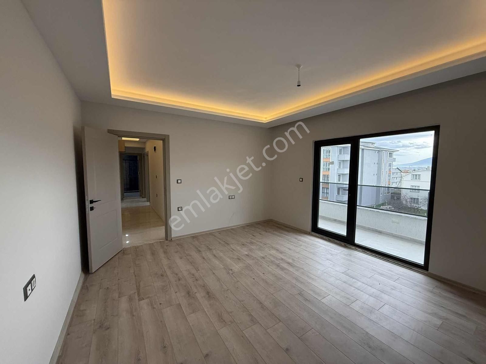 Yolçatı Butik Site 2+1 | 3.kat | Temiz, Ferah, Taşınmaya Hazır - Görsel 7