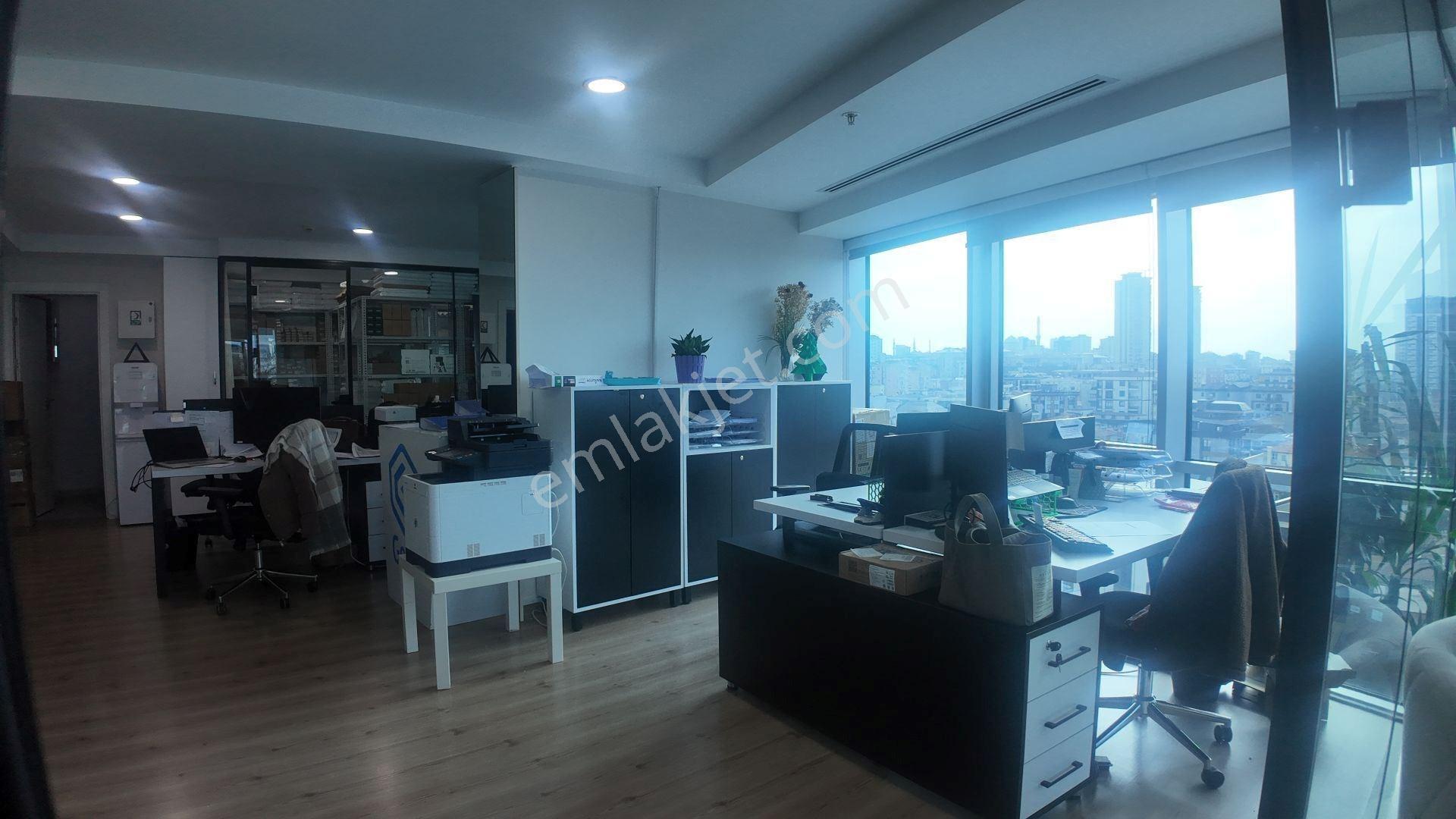 Kartal Hukukçular Towers Deniz Manzaralı Kiralık Komple Kat - Görsel 11