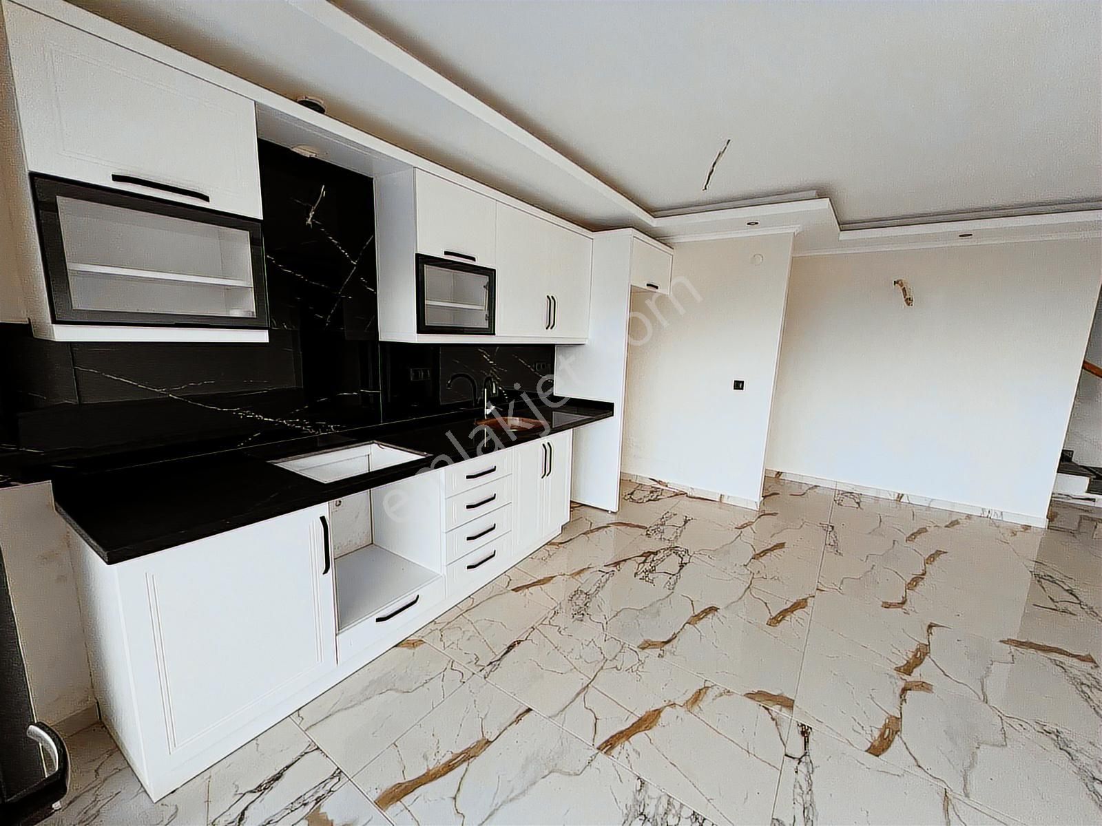 Alanya Tepe 3+2 200m2 Müstakil Havuzlu Lüxxx Triplex Villaaaaaaa - Görsel 26