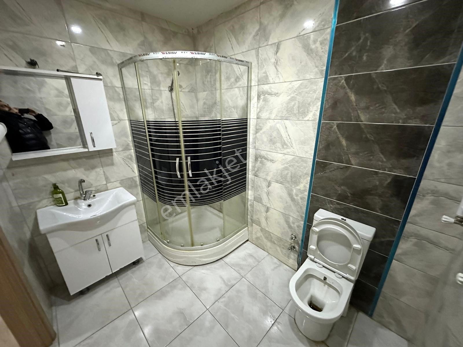 Has Seba'dan Tevfikbey Mh 2+1 75m2 Sefaköy Merkezde Arakat Daire - Görsel 24