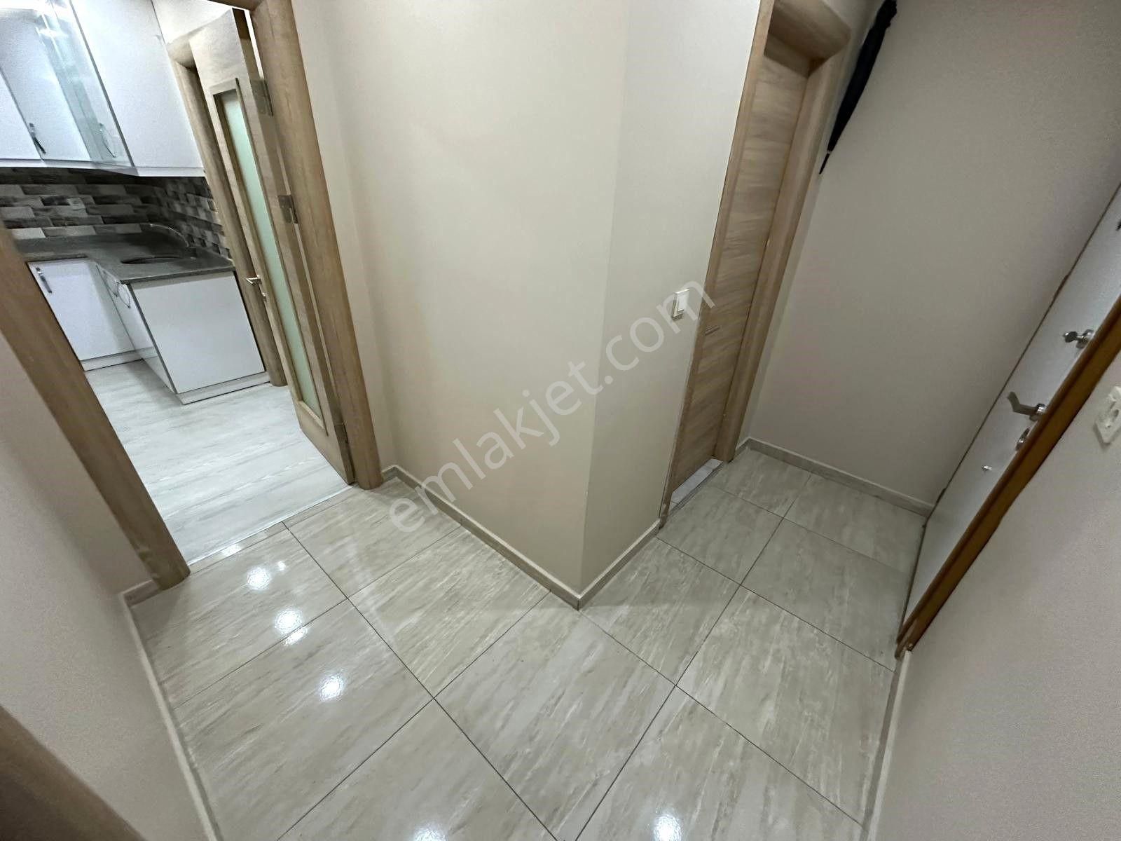 Has Seba'dan Tevfikbey Mh 2+1 75m2 Sefaköy Merkezde Arakat Daire - Görsel 25