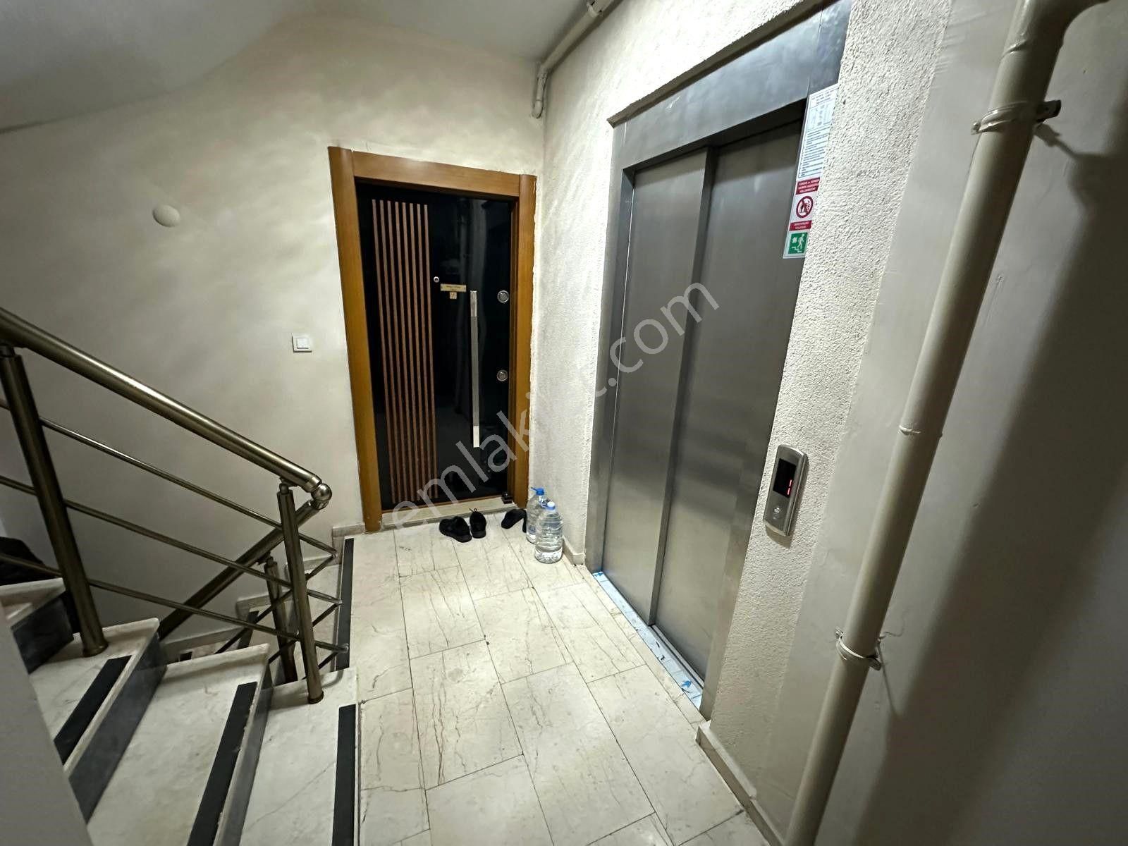 Has Seba'dan Tevfikbey Mh 2+1 75m2 Sefaköy Merkezde Arakat Daire - Görsel 27