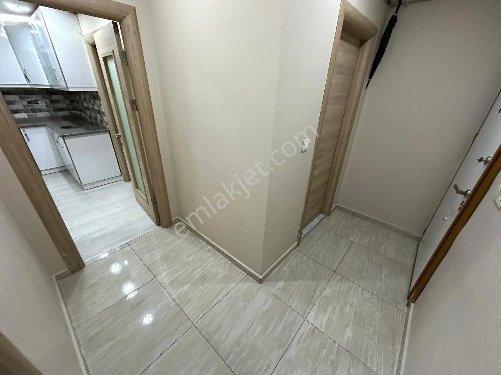 Has Seba'dan Tevfikbey Mh 2+1 75m2 Sefaköy Merkezde Arakat Daire - Görsel 26