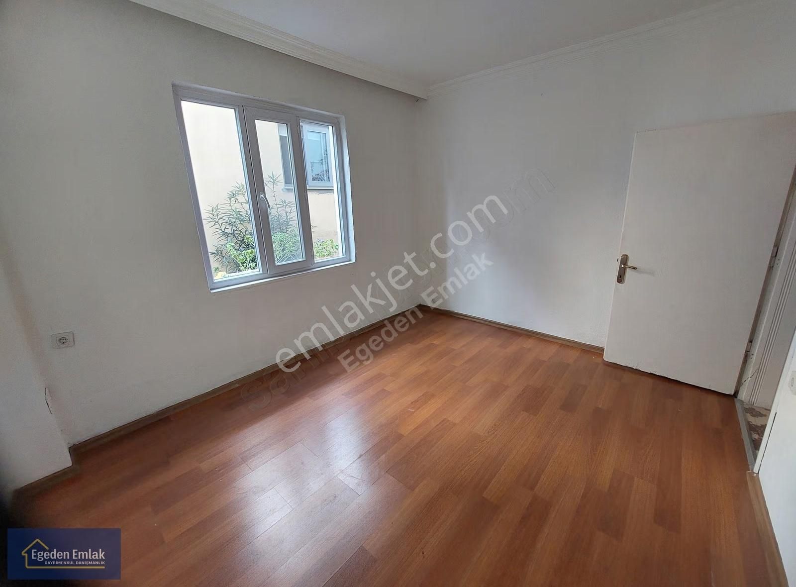 Egeden Emlaktan Kiralık Geniş 1+1 Daire - Görsel 7