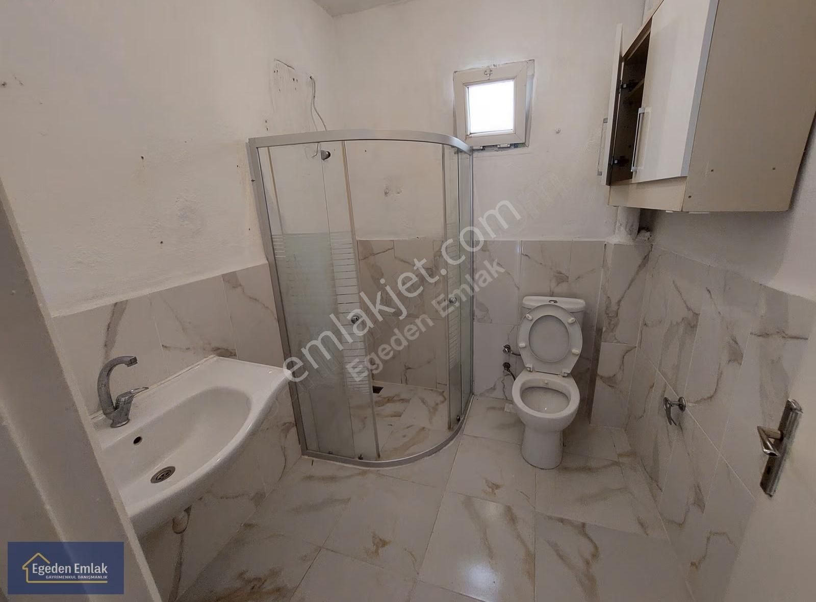 Egeden Emlaktan Kiralık Geniş 1+1 Daire - Görsel 8