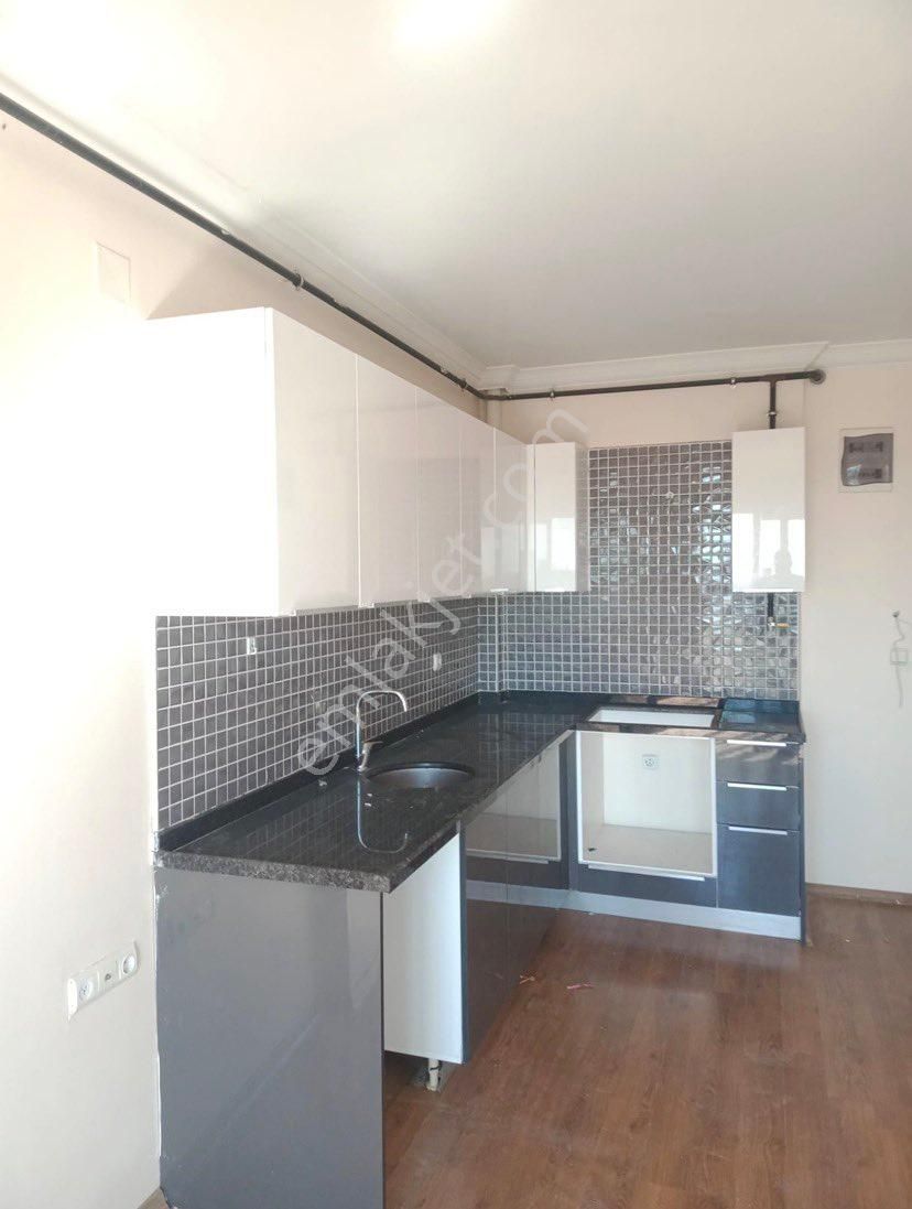 Osmangazi’de Çift Banyolu Giyinme Odalı 2+1 Satılık Daire - Görsel 2