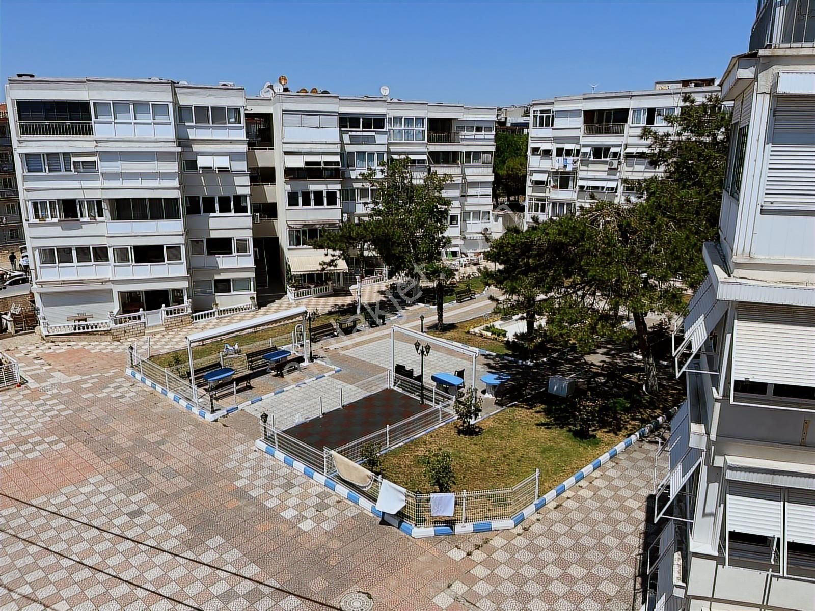 Kumburgaz Kumkent Sitesinde Denize Sıfır 2+1 Satılık Daire - Görsel 25