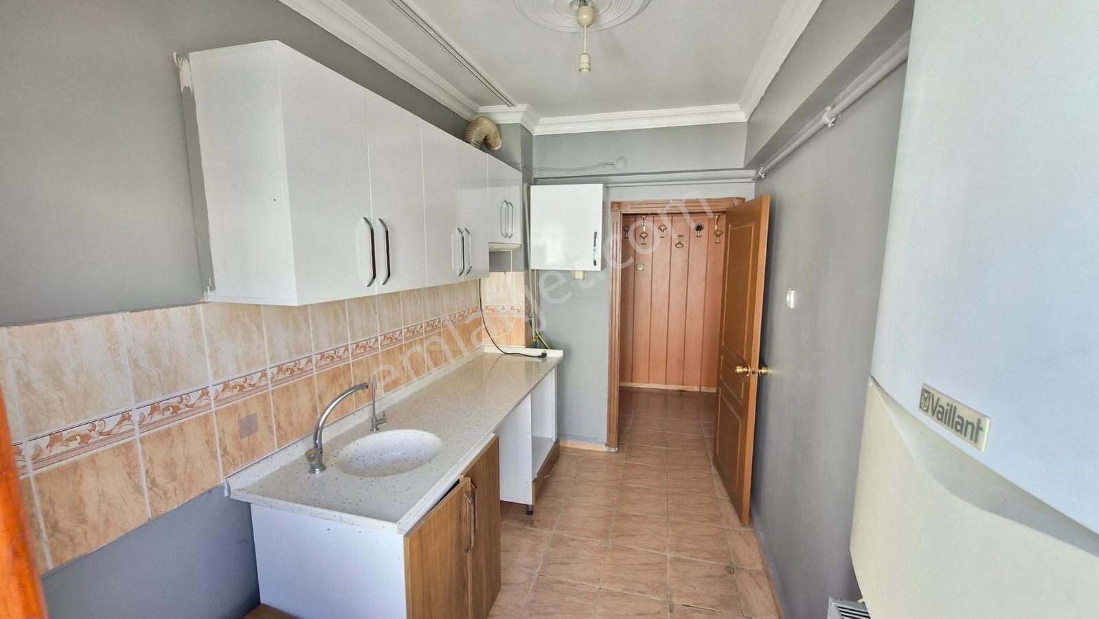 Kent'ten Abidin Paşada Ankara Manzaralı 2. Kat 3+1 Kiralık Daire - Görsel 11