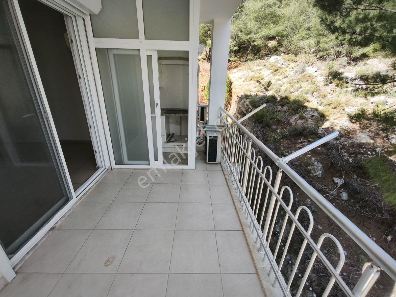 Fethiye Ölüdeniz Yolunda Kiralık 2+1 Havuzlu Daire - Görsel 15
