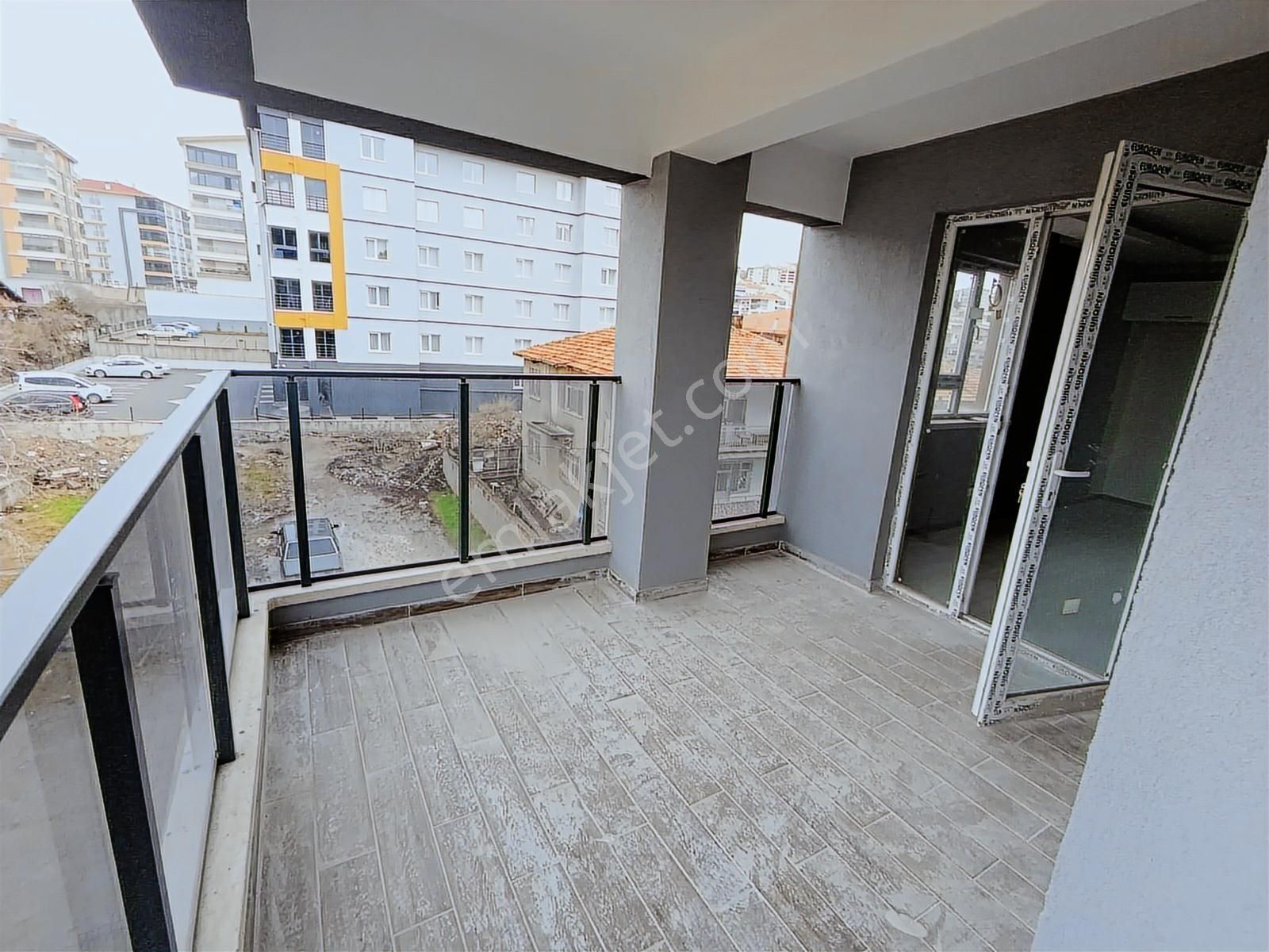 Altındağ Başpınar Mah.yeni Binada ,iskanlı Ebeveyn Banyo, Geniş Balkonlu 3+1 Daire - Görsel 30