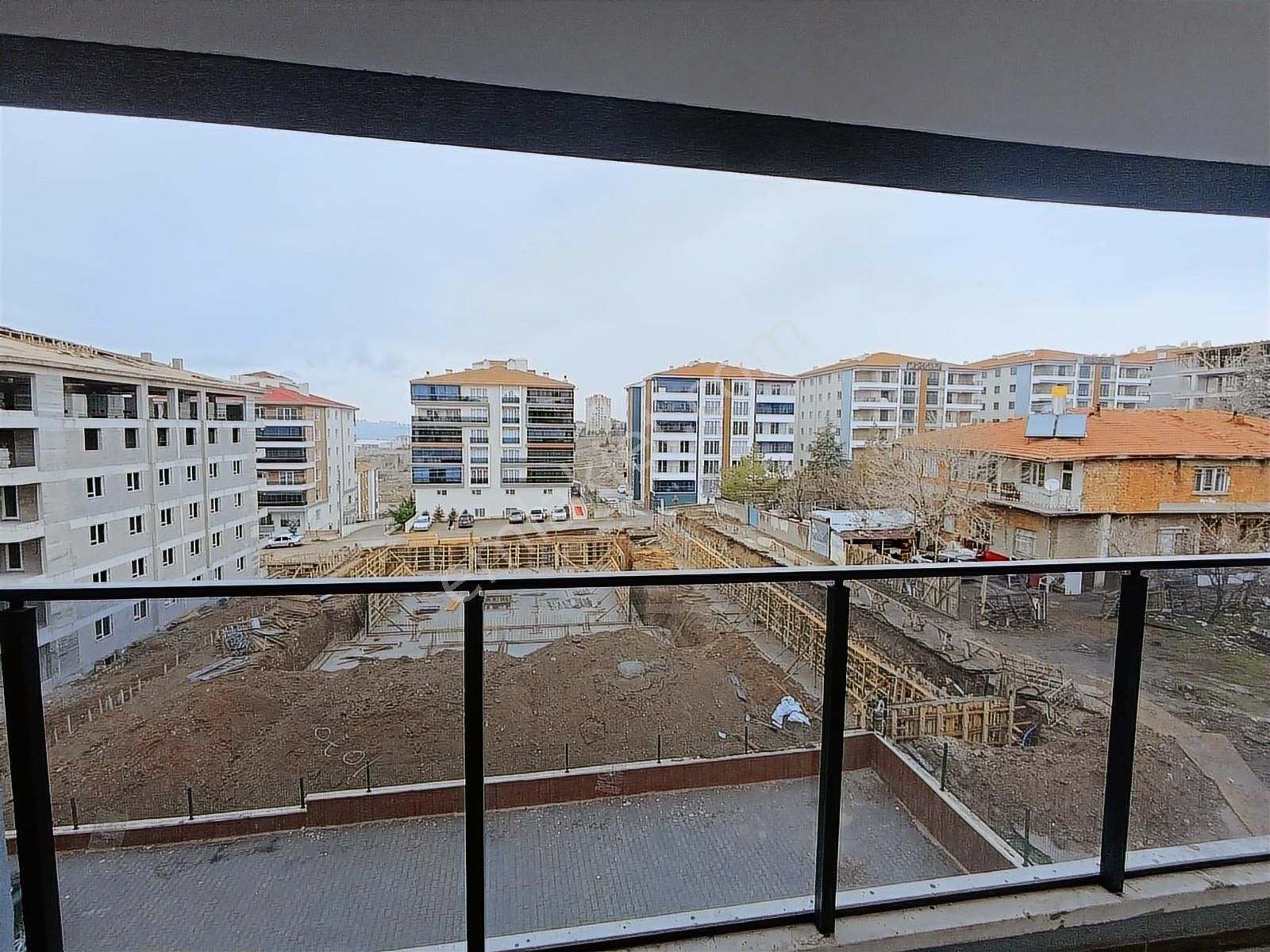 Altındağ Başpınar Mah.yeni Binada ,iskanlı Ebeveyn Banyo, Geniş Balkonlu 3+1 Daire - Görsel 32