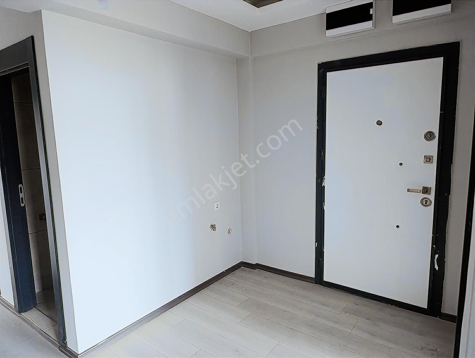 Altındağ Başpınar Mah.yeni Binada ,iskanlı Ebeveyn Banyo, Geniş Balkonlu 3+1 Daire - Görsel 4