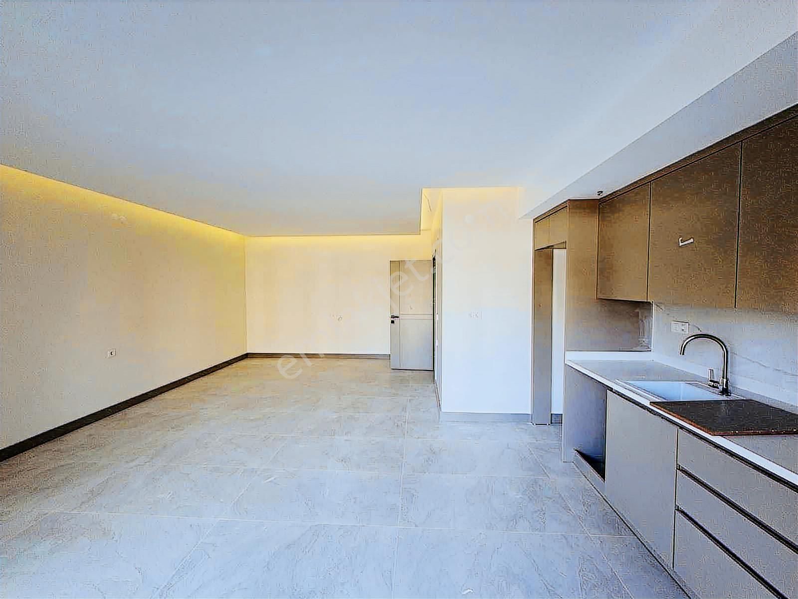 Davutlar'ın En Güzel Sitesinde 100m2 Satılık 2+1 Daire - Görsel 5