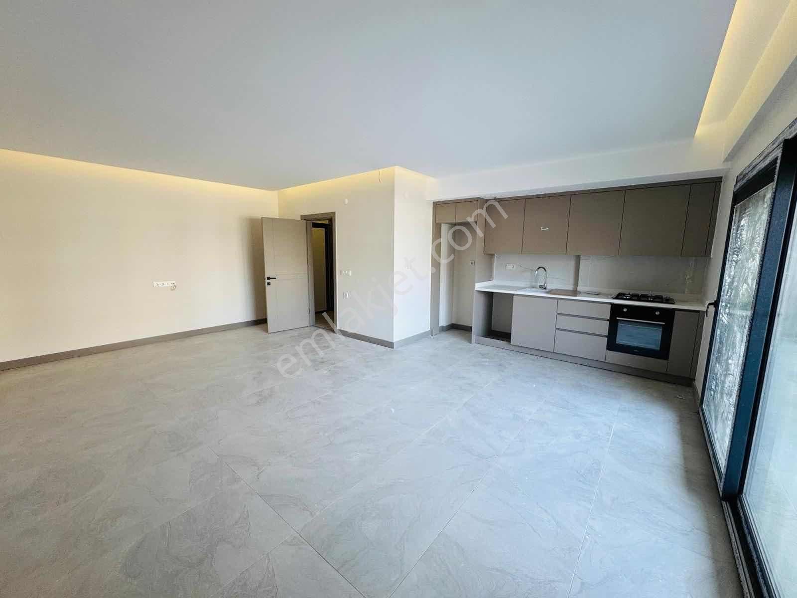 Davutlar'ın En Güzel Sitesinde 100m2 Satılık 2+1 Daire - Görsel 4