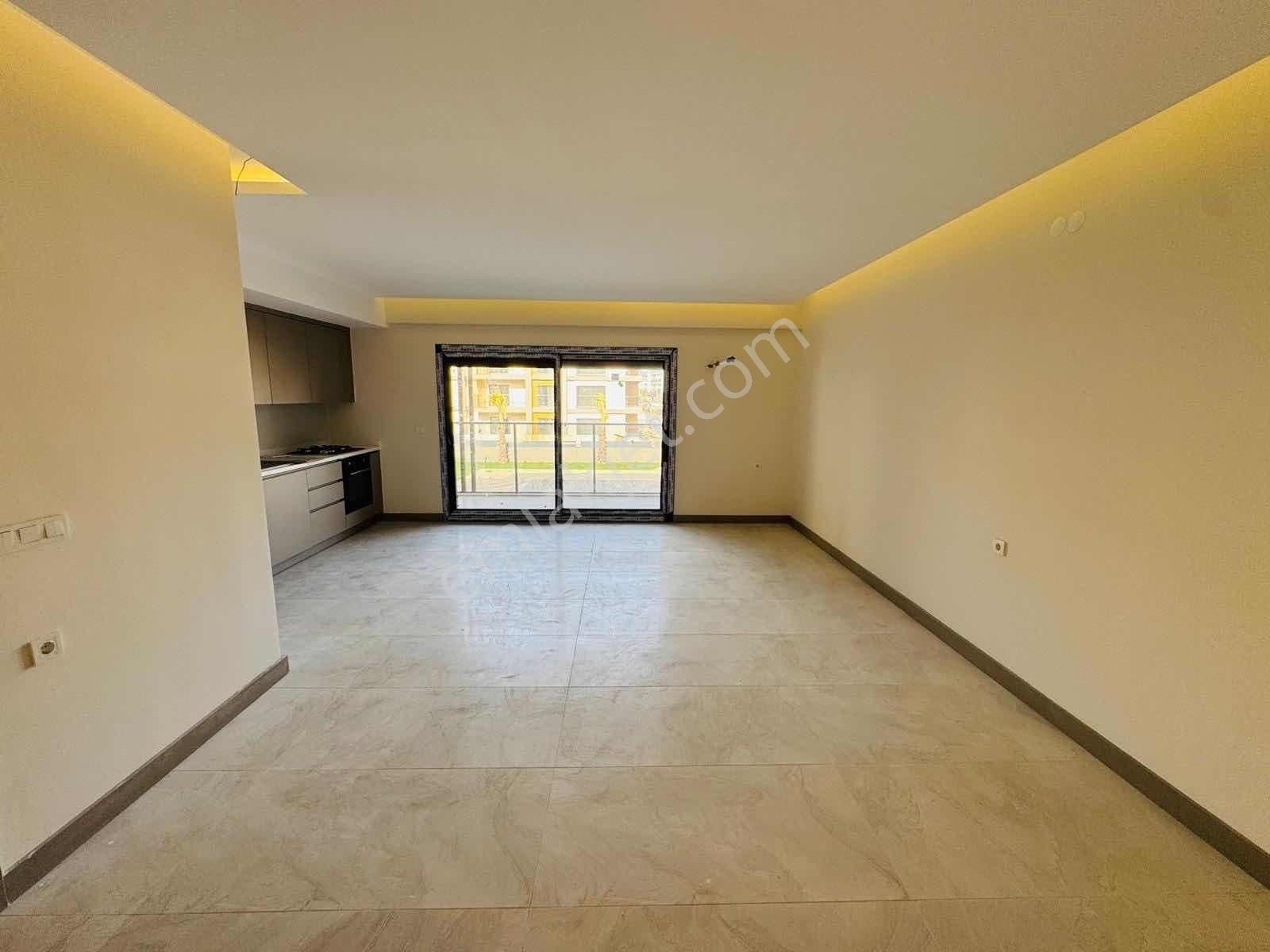 Davutlar'ın En Güzel Sitesinde 100m2 Satılık 2+1 Daire - Görsel 16