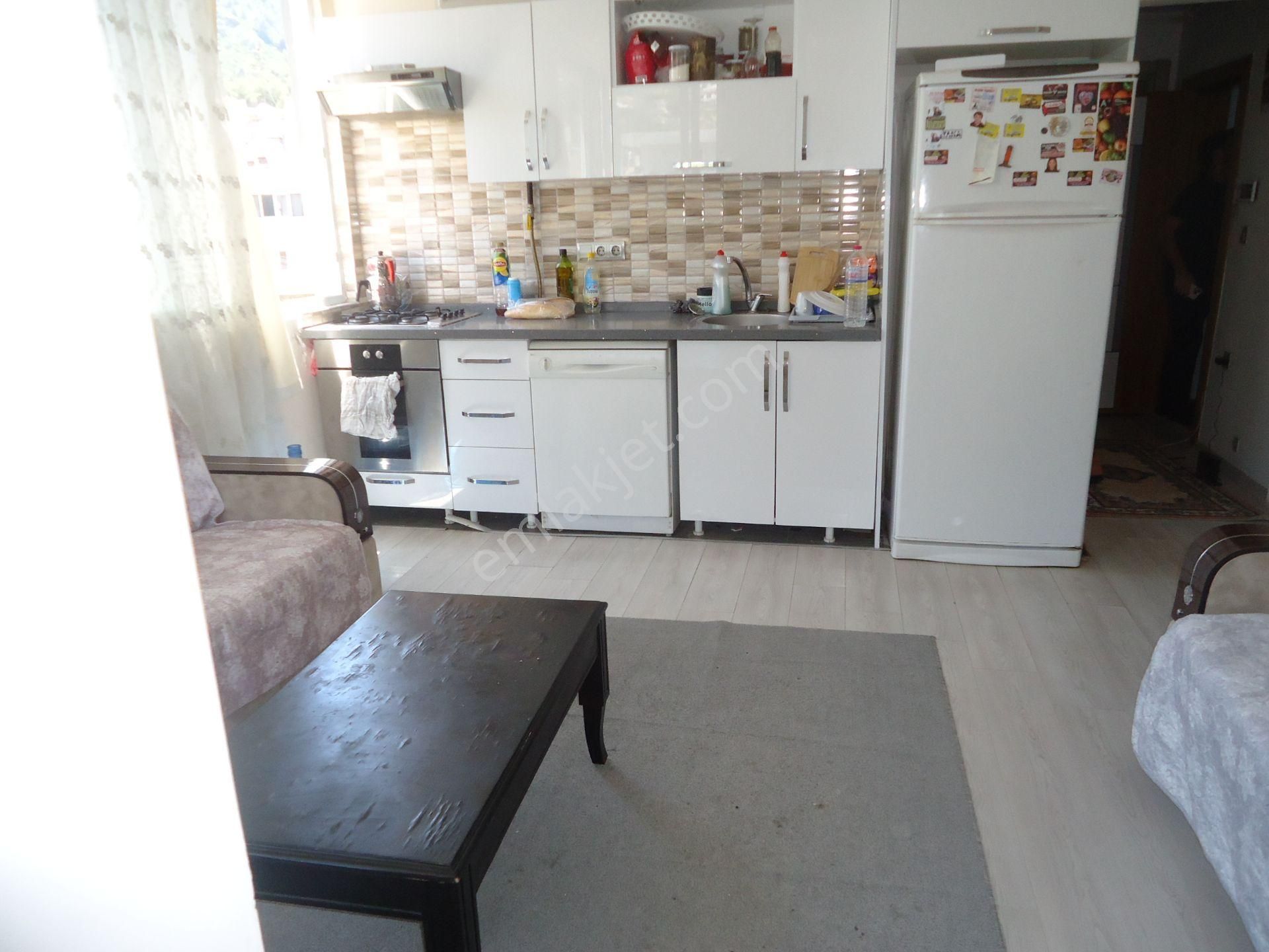 Star Emlakta Eşyalı Asansörlü Doğalgazlı Dep.yön.li 2+1 85m2 K/3 - Görsel 4