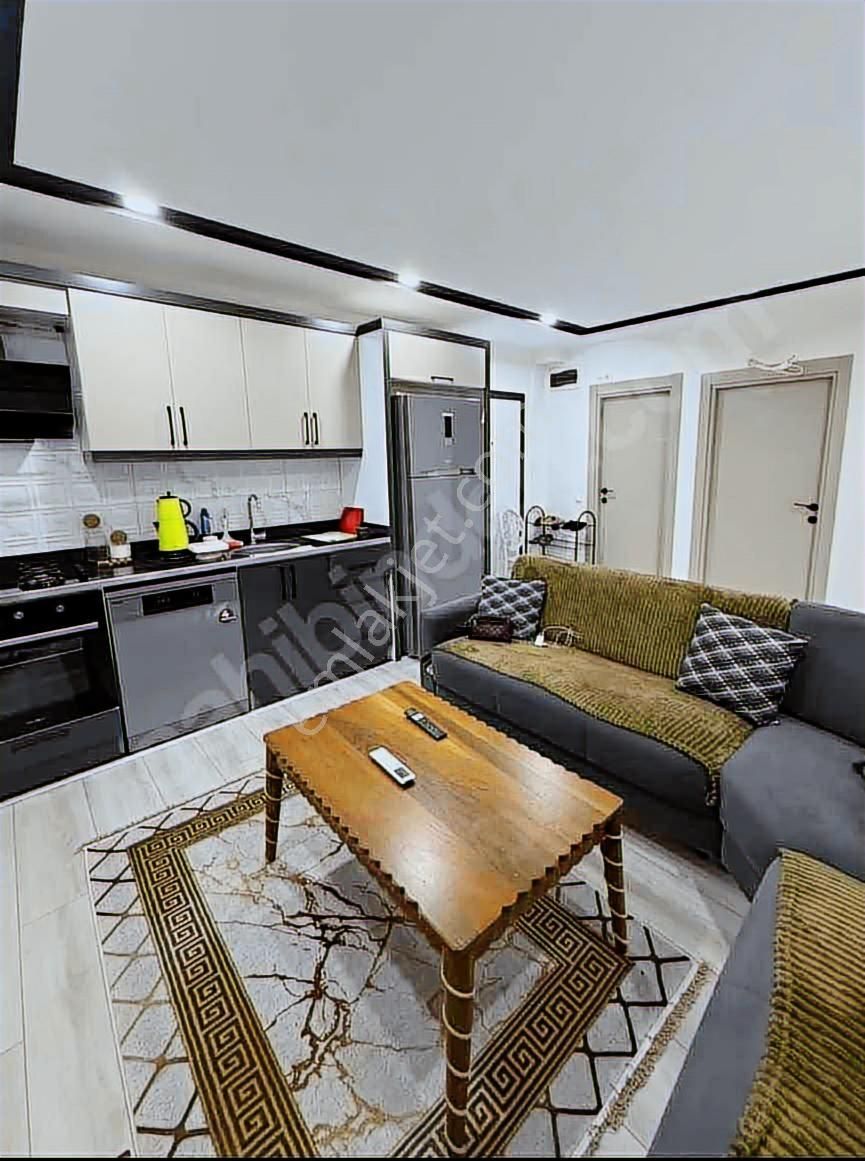 Aydoğmuş Mah Katta 1+1 Havuzlu Asansörlü Full Eşyalı Daire