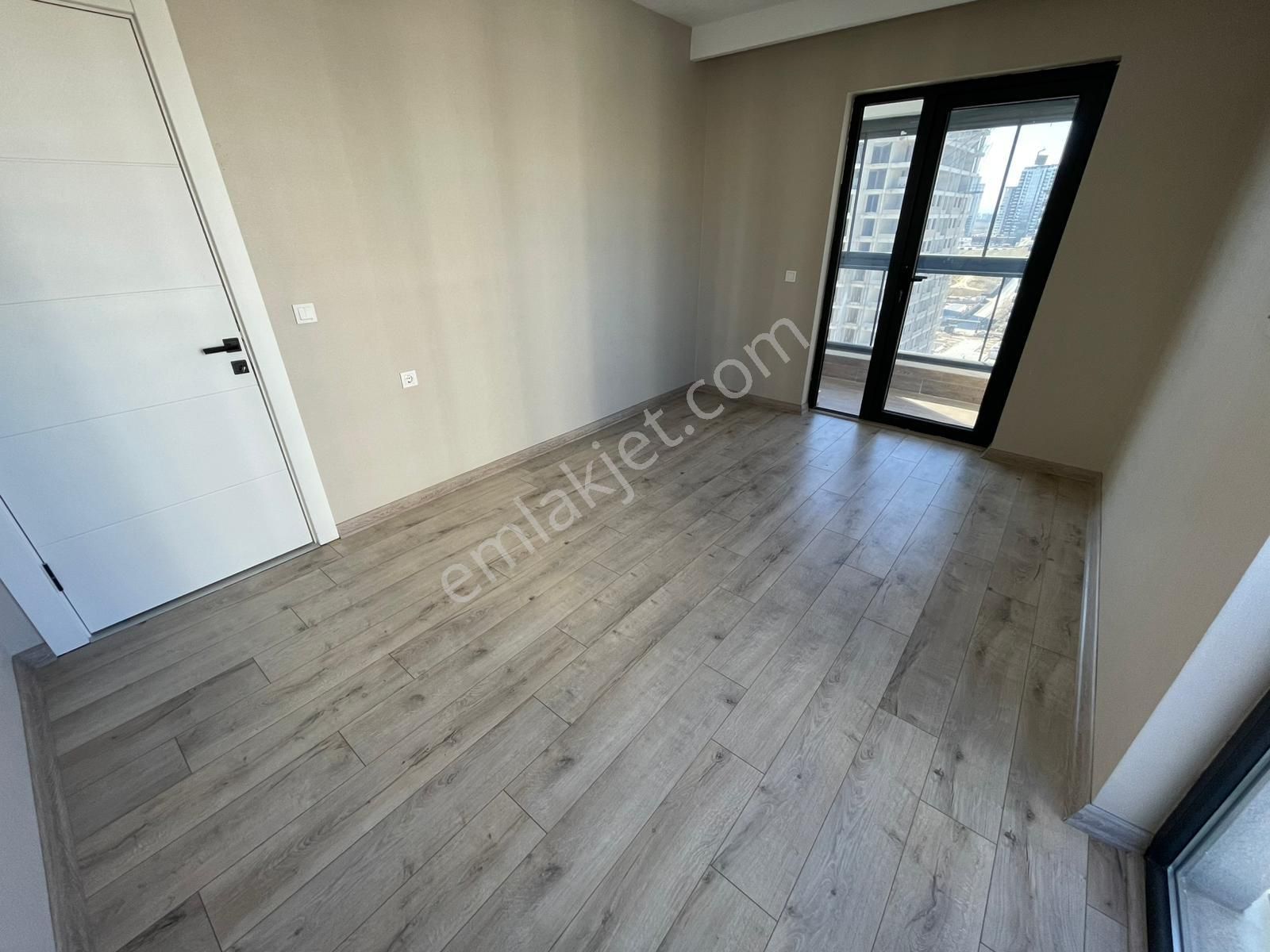 Yuvaköy Mah. Norm Tower'da Full Yapılı 4+1 Kiralık Daire - Görsel 25