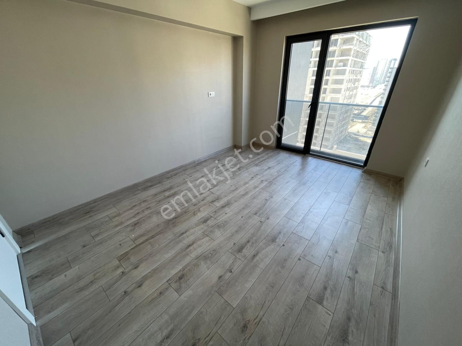 Yuvaköy Mah. Norm Tower'da Full Yapılı 4+1 Kiralık Daire - Görsel 16