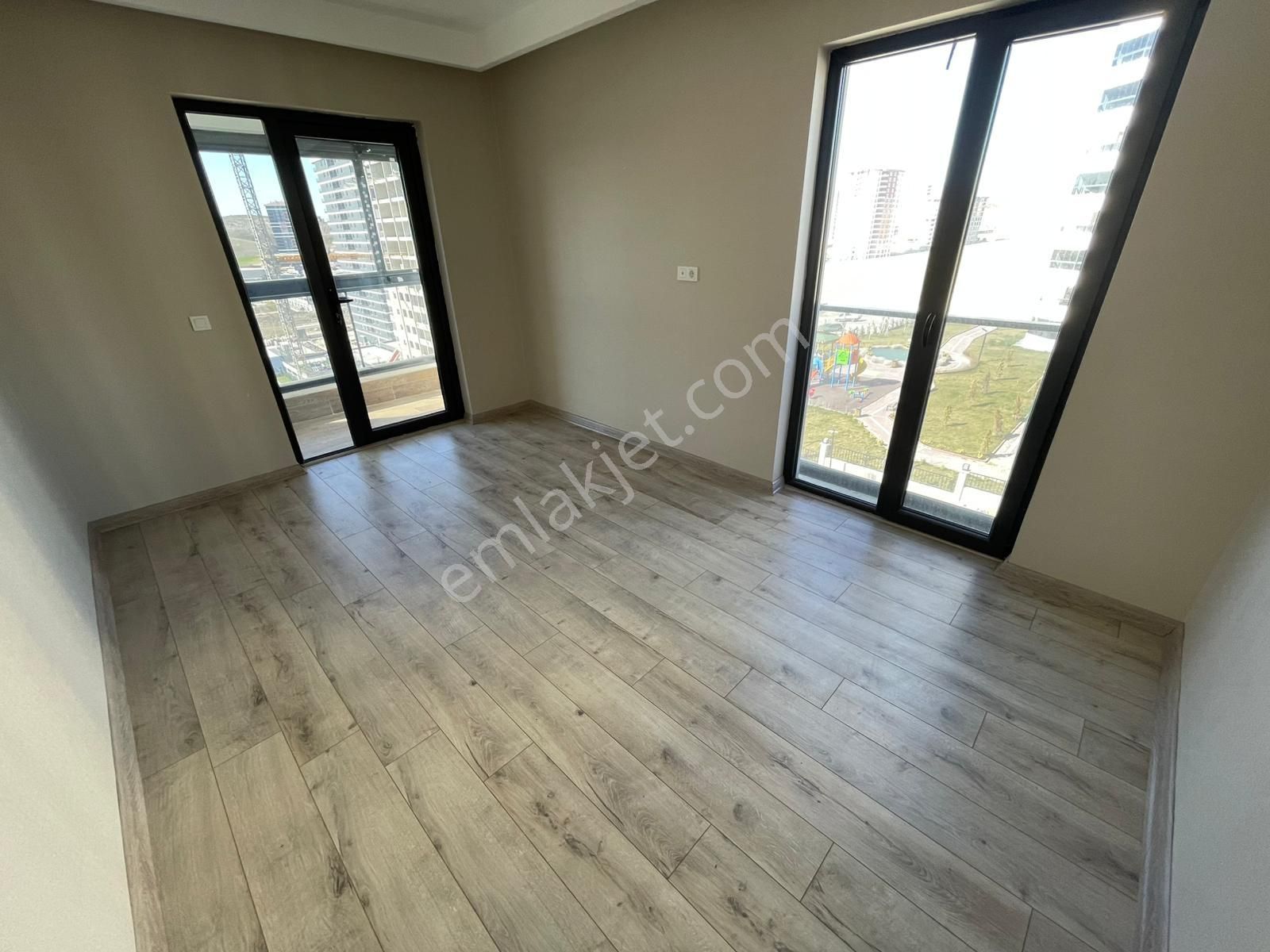 Yuvaköy Mah. Norm Tower'da Full Yapılı 4+1 Kiralık Daire - Görsel 24