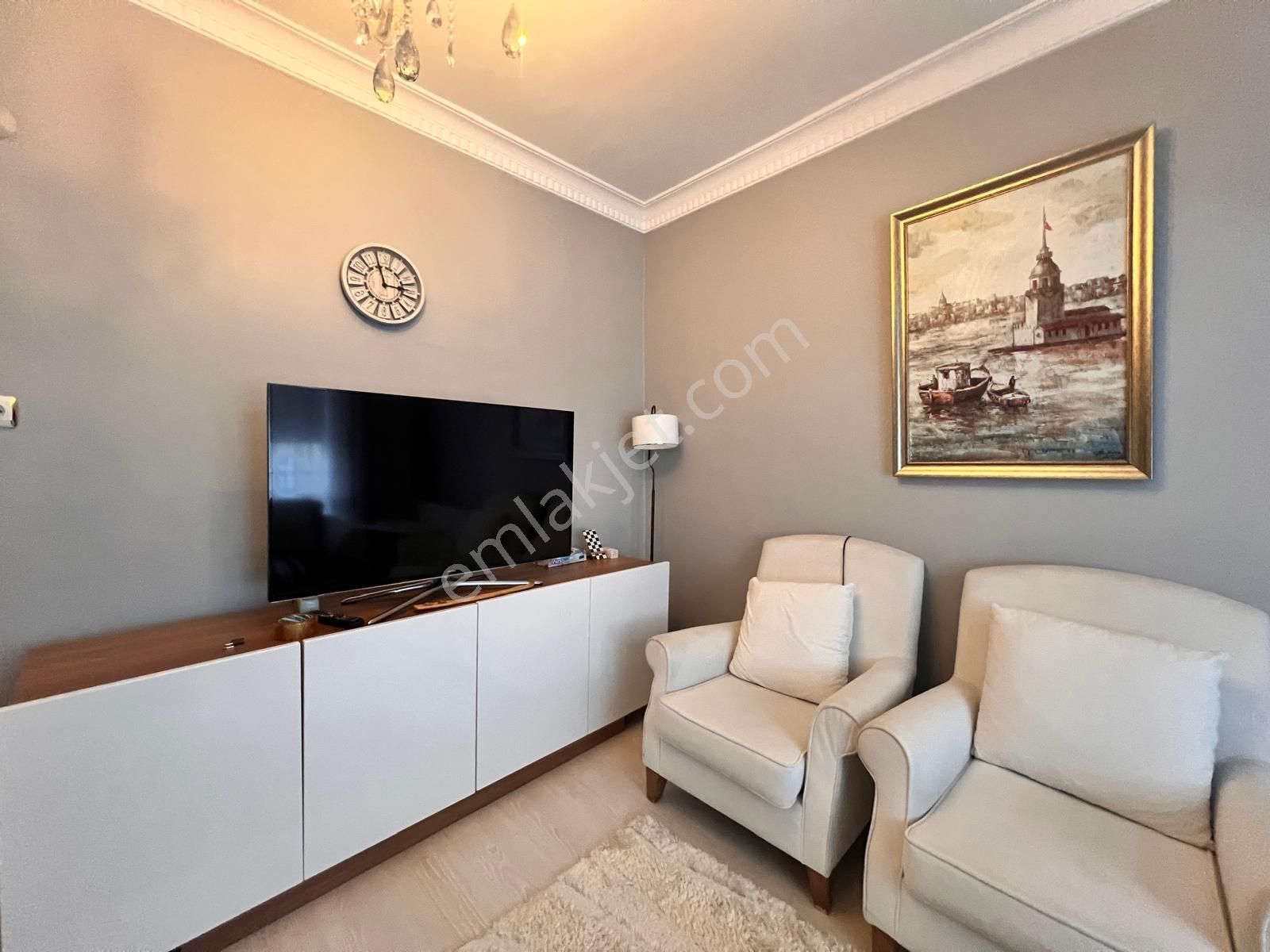 Esenyurt Fatih Mahallesin De Eşyalı Olarak Satılık 1+1 Daire !! - Görsel 6