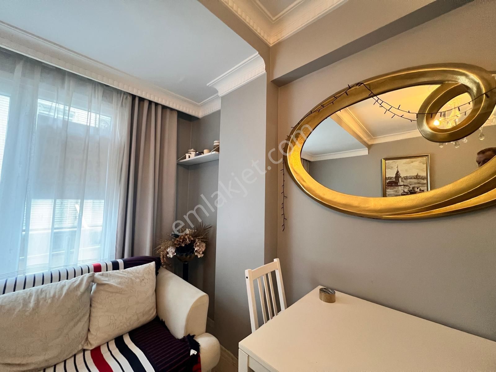 Esenyurt Fatih Mahallesin De Eşyalı Olarak Satılık 1+1 Daire !! - Görsel 5