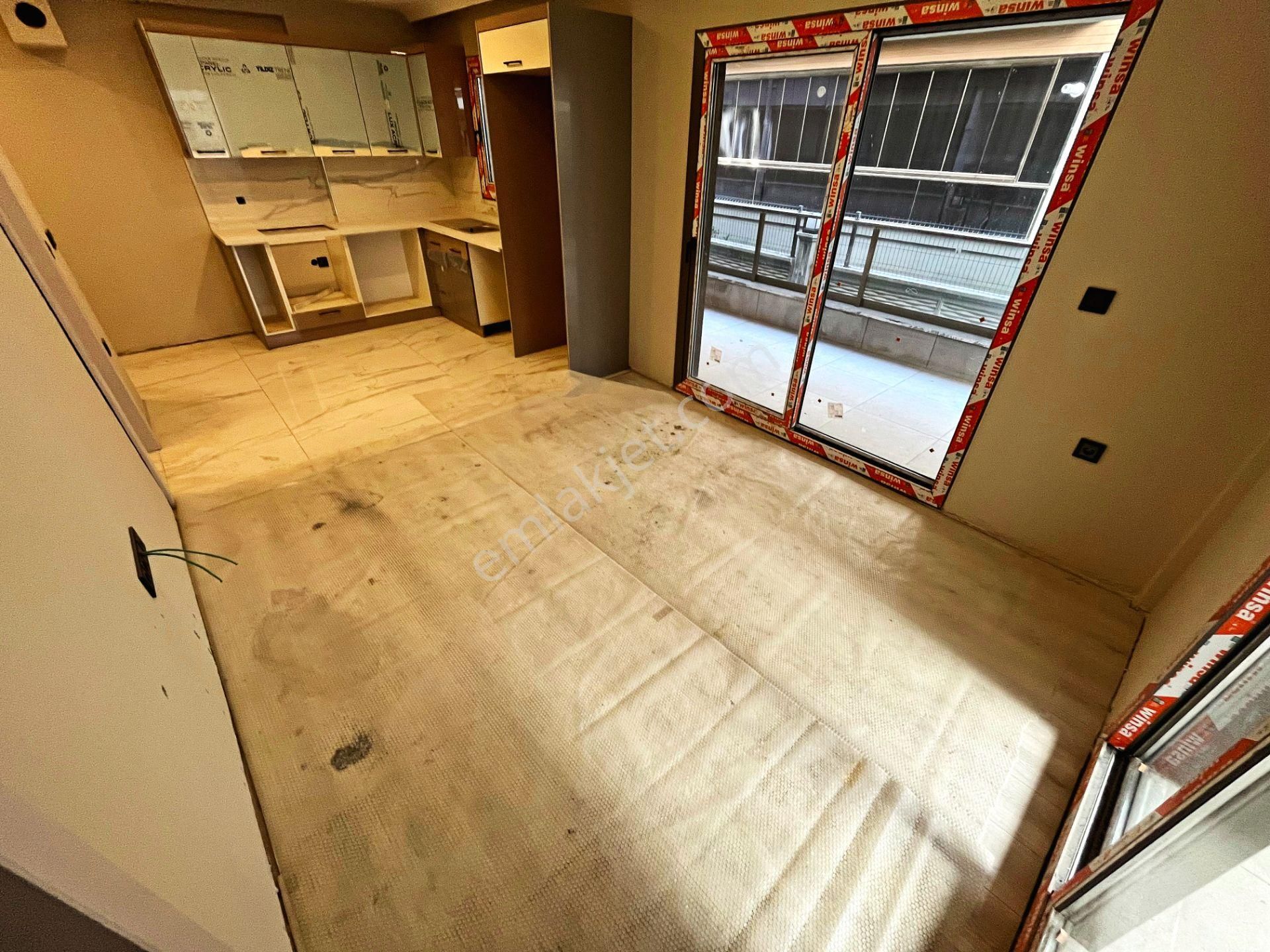 🛑🛑aktiften Akçay'da Satılık Yerden Isıtmalı Otoparklı Lüx Tasarımlı Geniş 1+1 Daire - Görsel 11