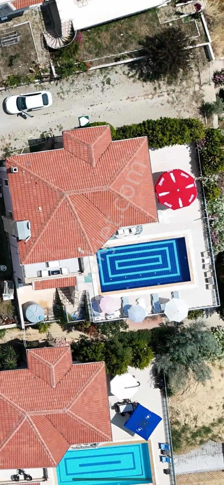 Kuşadası Soğucak'ta 5+1 Satılık Villa - Görsel 6