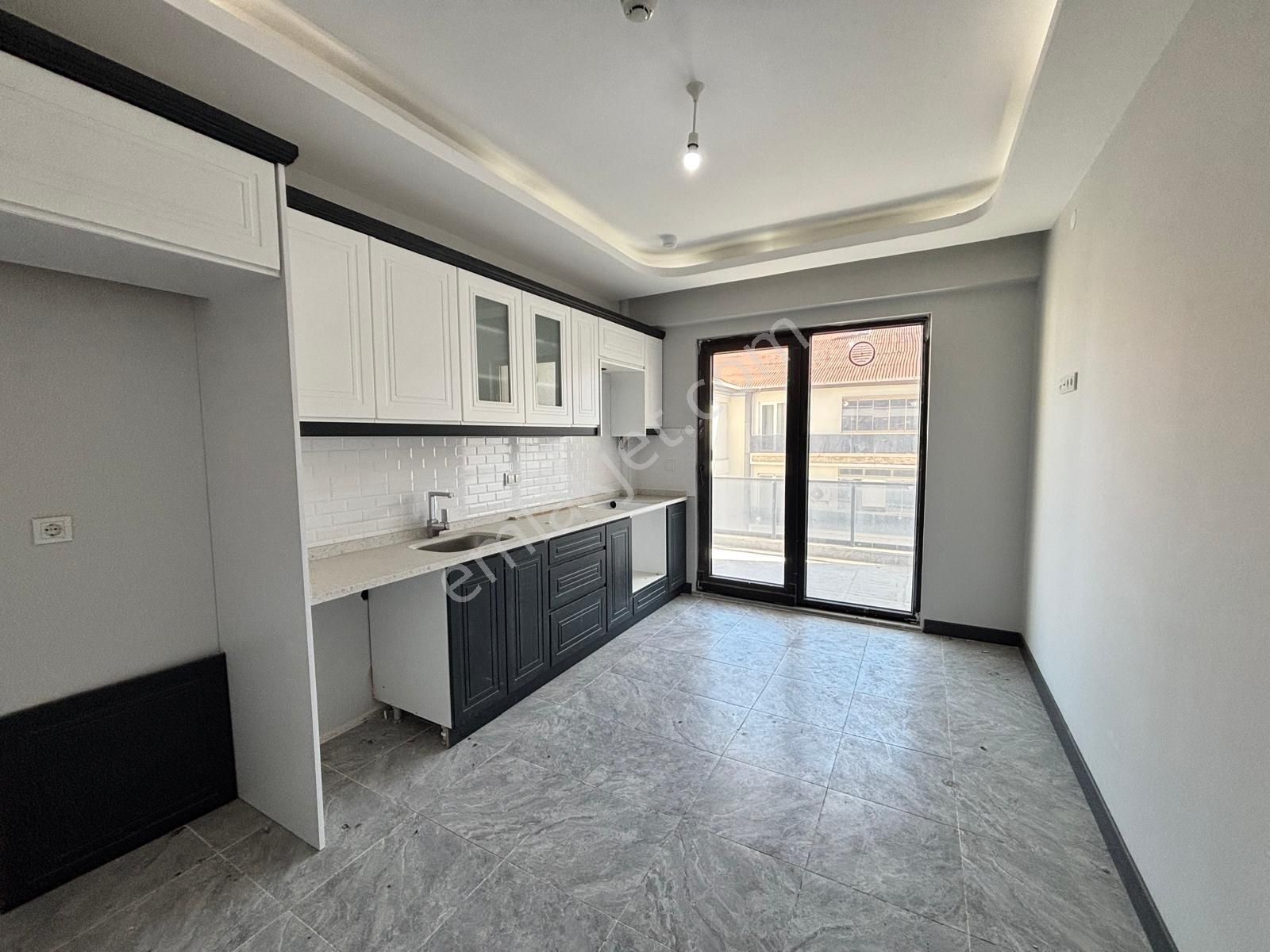 Merkezi Lokasyonda Akıllı Ev Sistemleriyle Tam Donanımlı Lüx 3+1 - Görsel 24