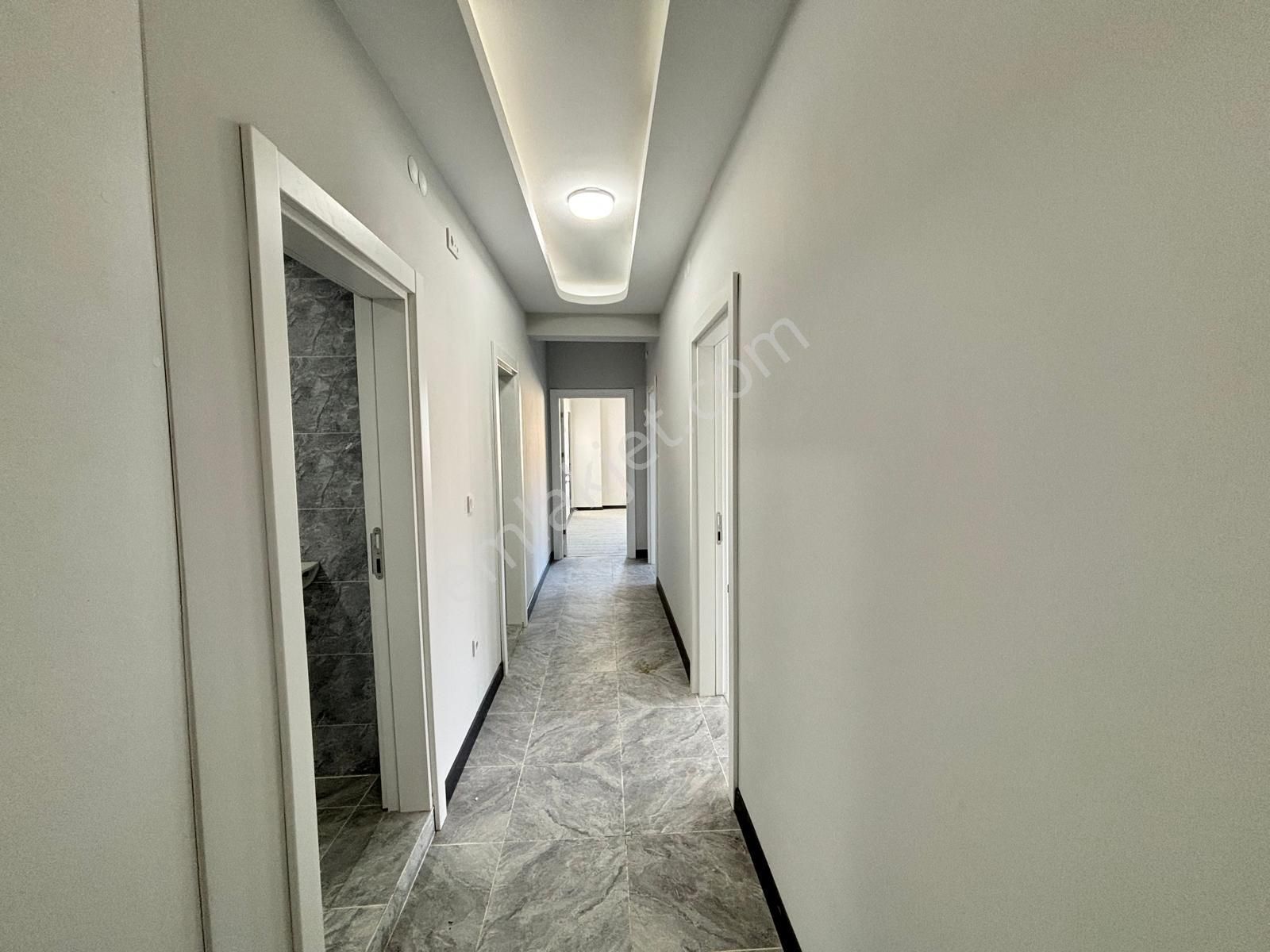 Merkezi Lokasyonda Akıllı Ev Sistemleriyle Tam Donanımlı Lüx 3+1 - Görsel 9