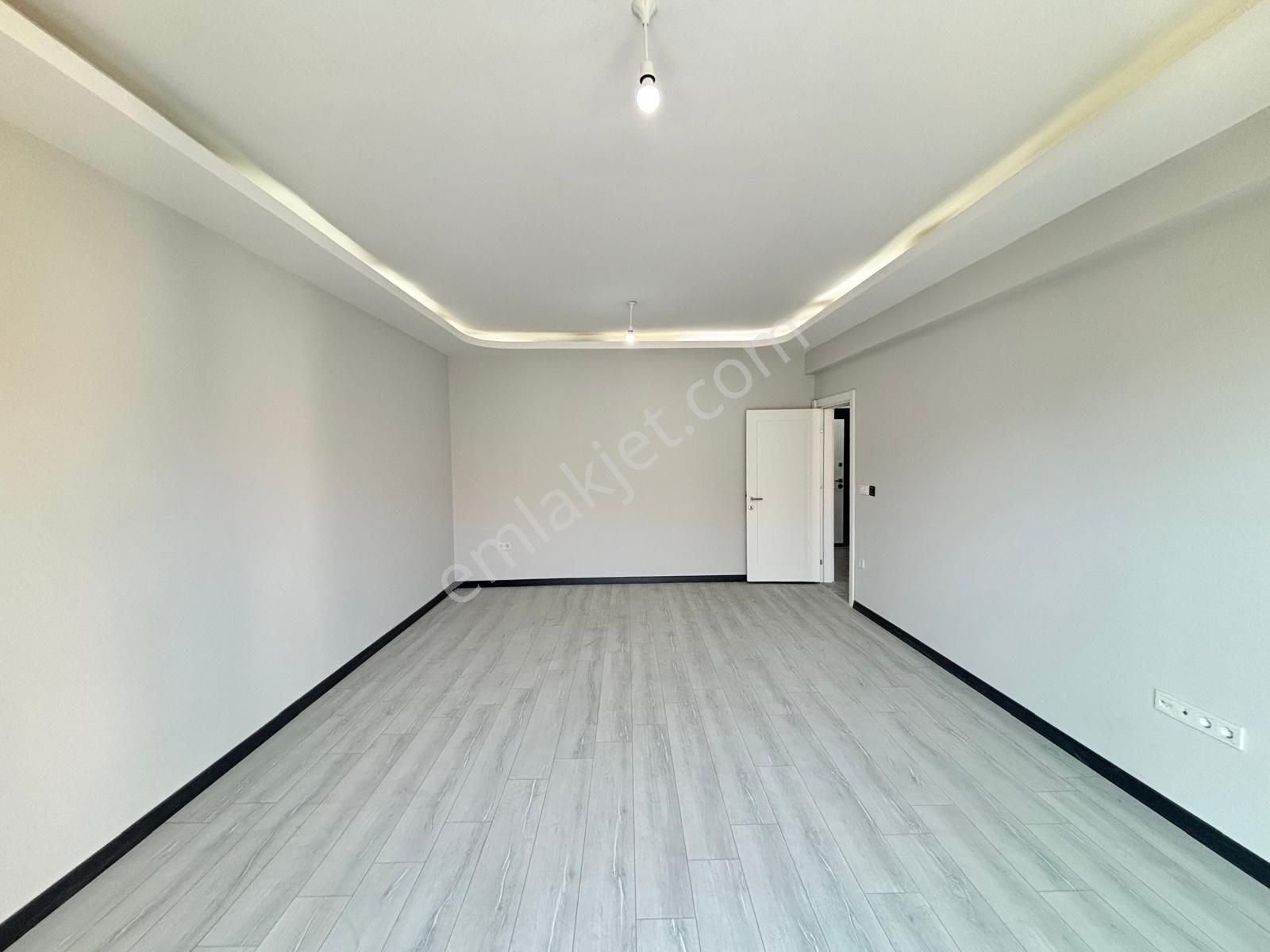 Merkezi Lokasyonda Akıllı Ev Sistemleriyle Tam Donanımlı Lüx 3+1 - Görsel 5