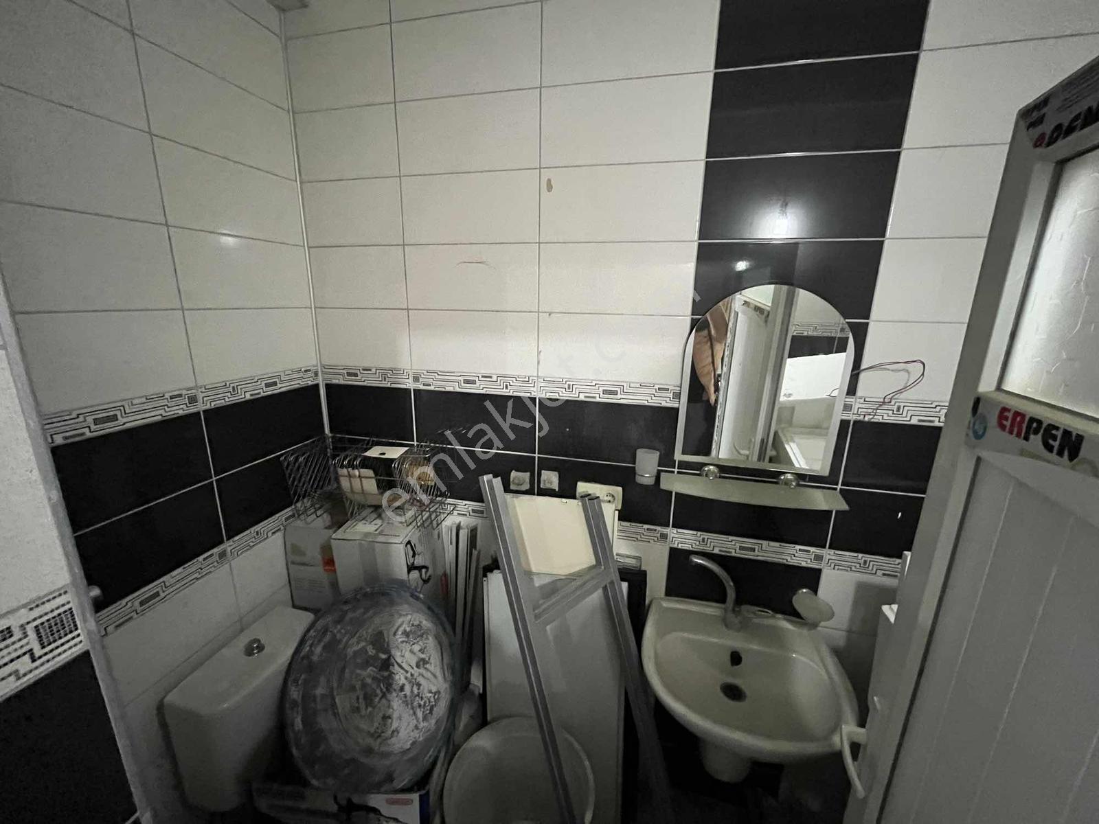 Lavınıa'dan Merkeze Yakın Kiralık Dükkan - Görsel 5